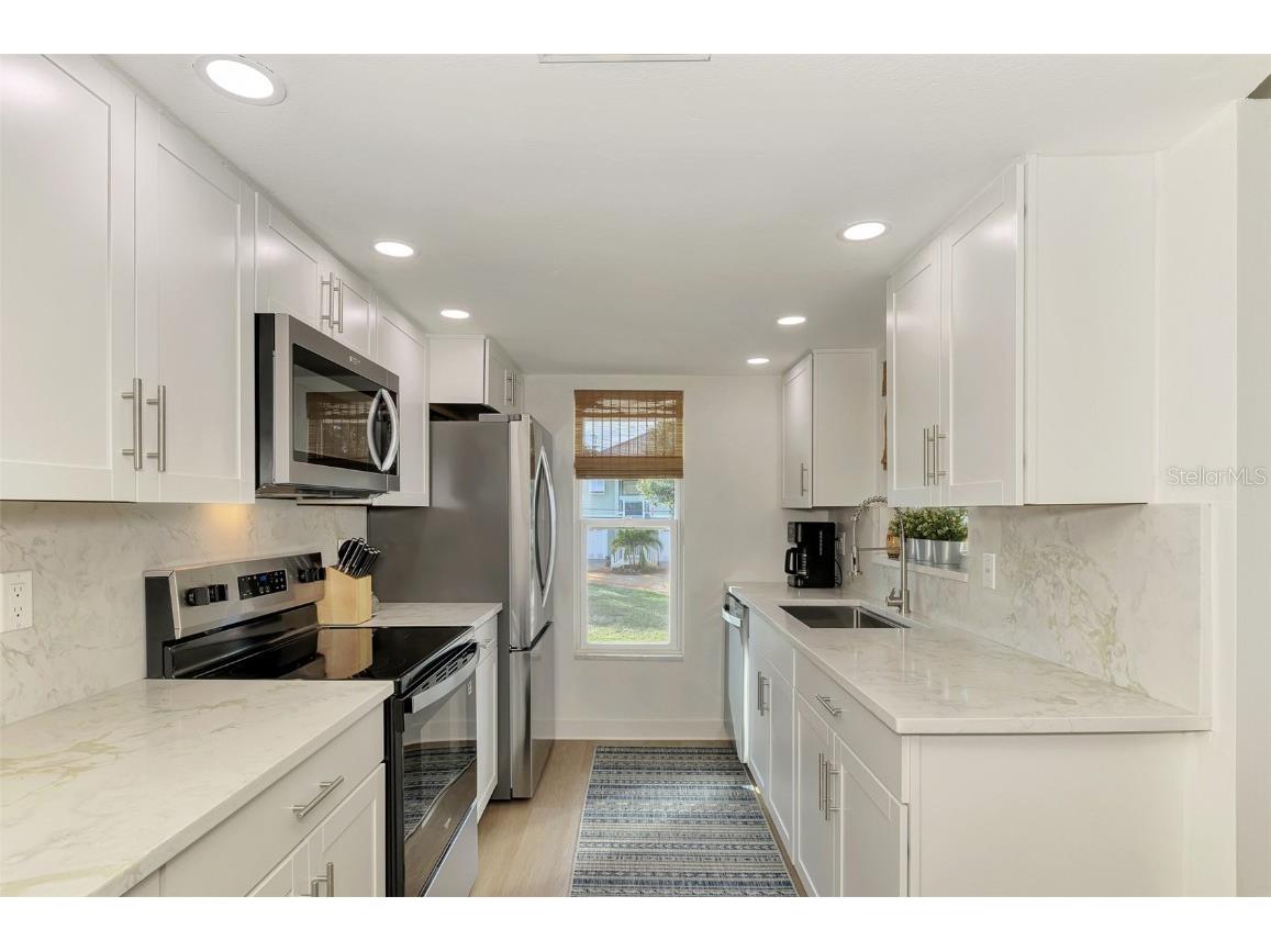 812 Garland Avenue Nokomis FL 34275 N6141725 image21