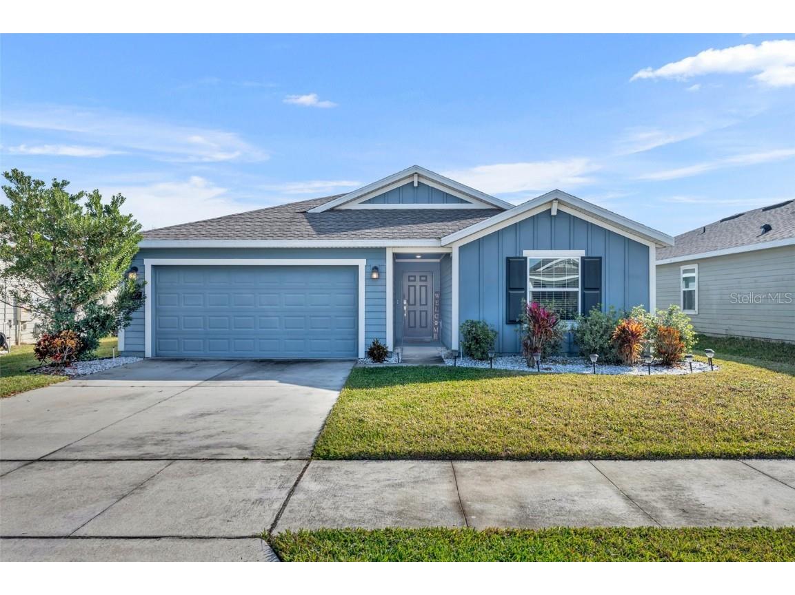 812 Gisele Court Haines City FL 33844 - HAMMOCK LAKE O6278059 image1