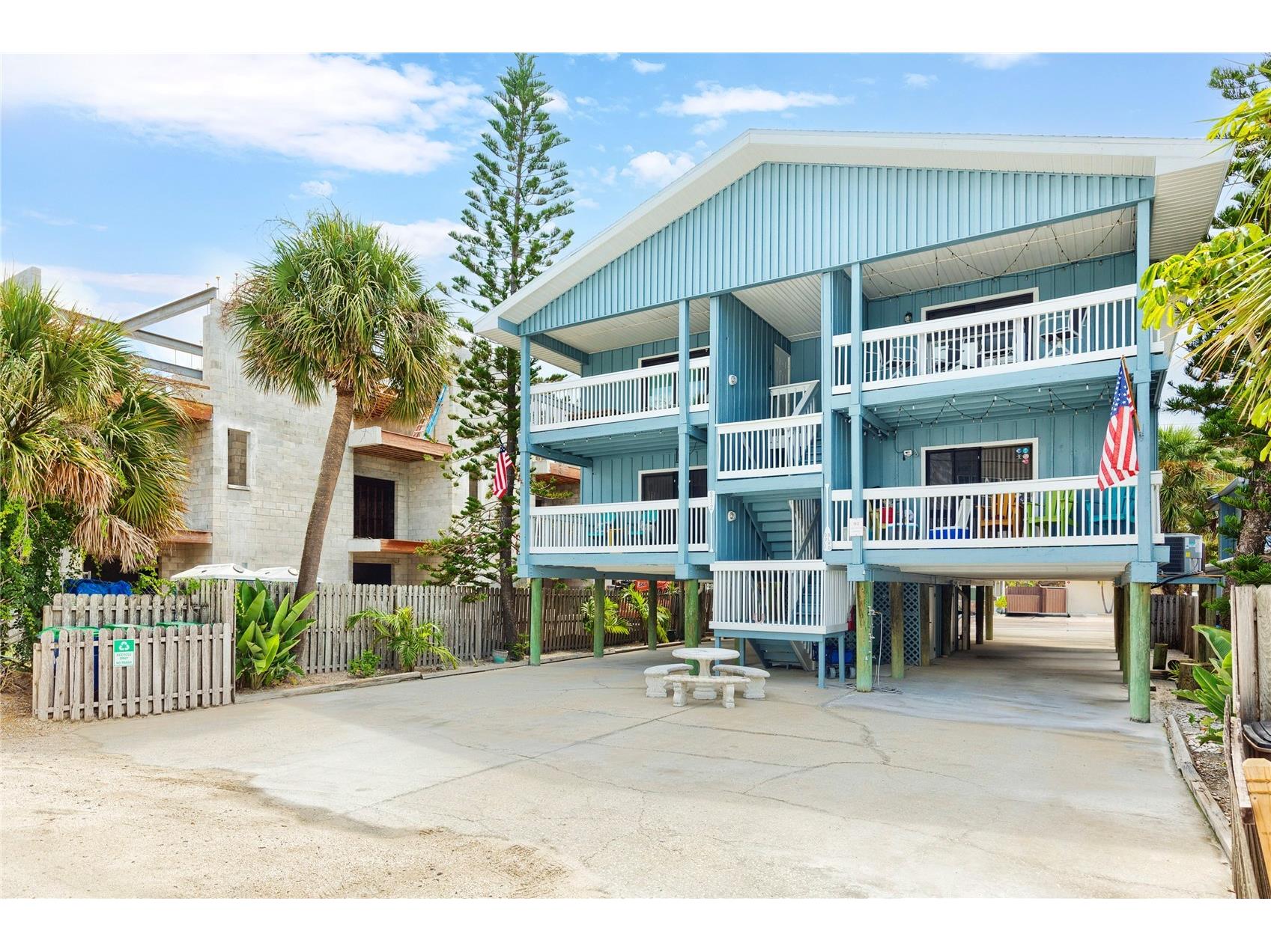 812 Gulf Blvd #3 Indian Rocks Beach FL 33785 TB8524687 image3
