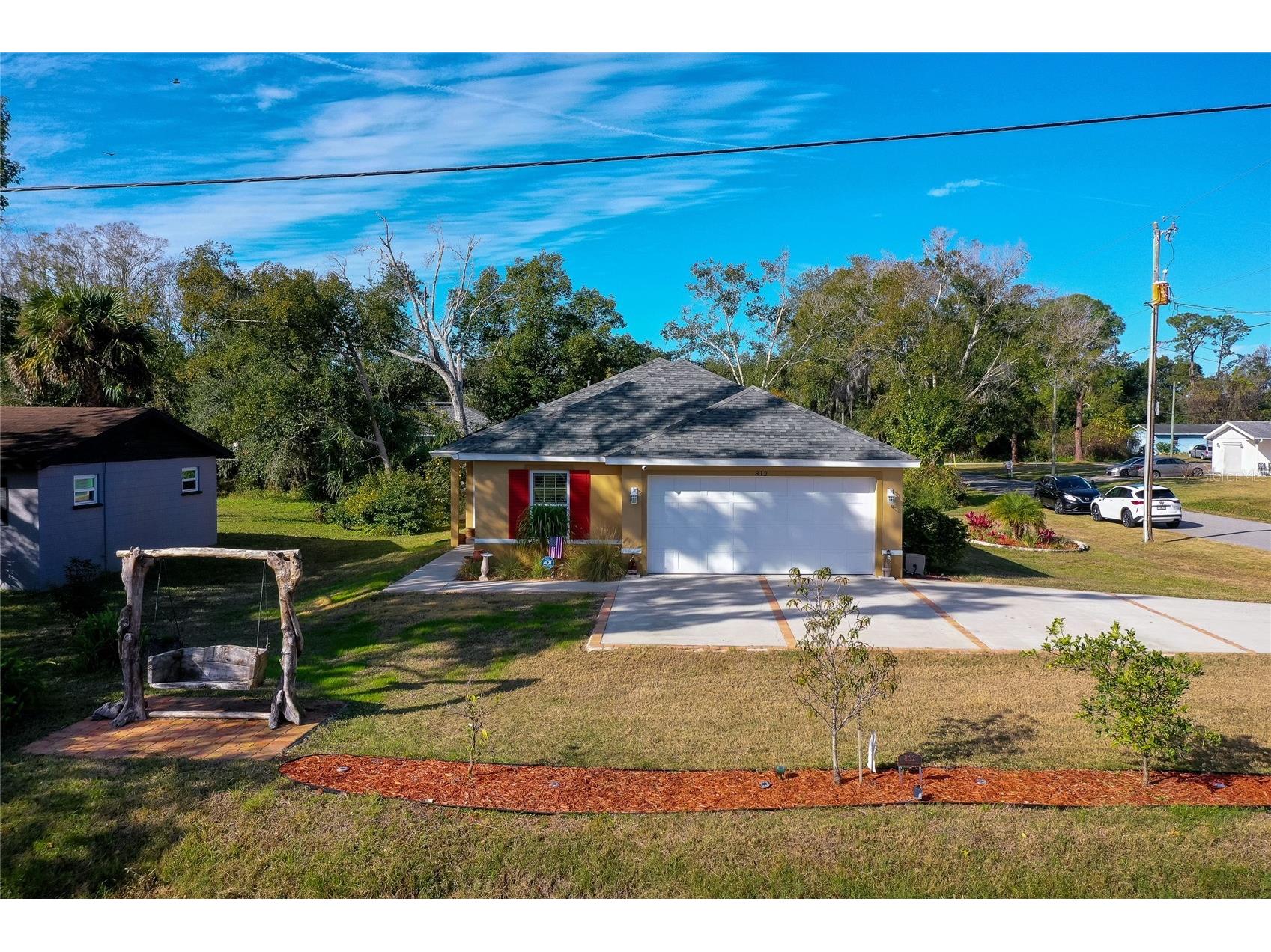 812 Hamilton Street New Smyrna Beach FL 32168 V4946825 image1
