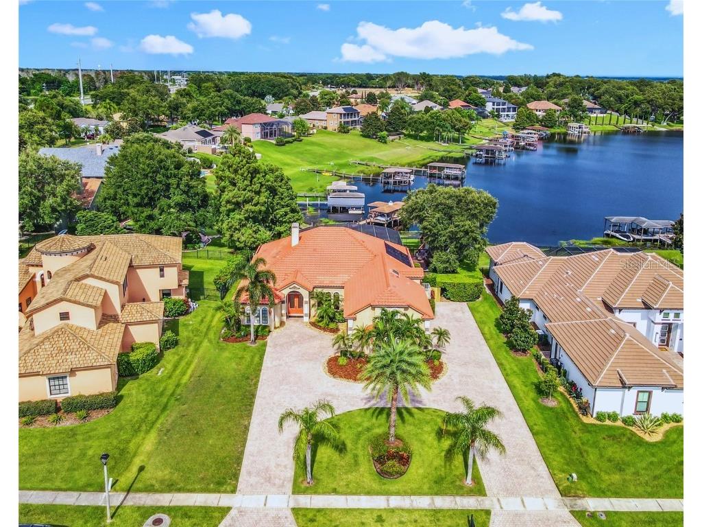 812 Johns Point Drive Oakland FL 34787 - JOHN'S LAKE O6336226 image1