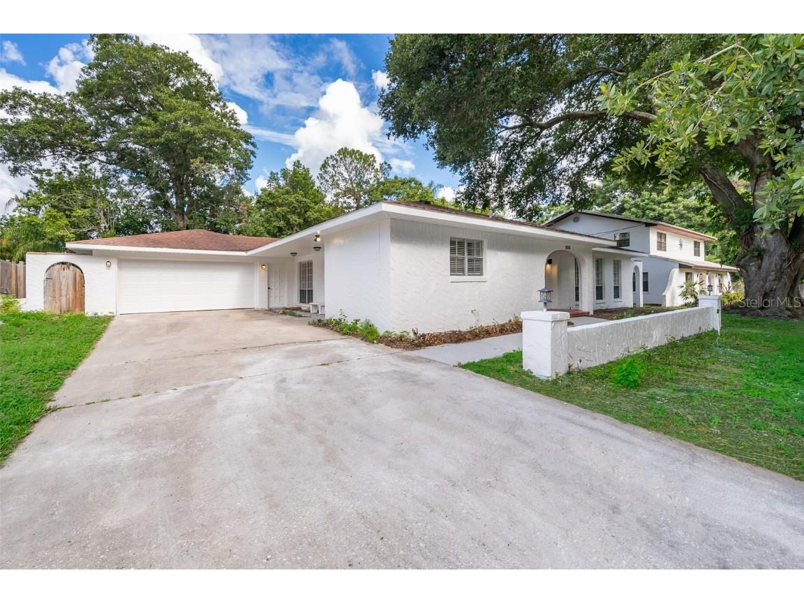 812 Lake Elbert Court Winter Haven FL 33881 O6218257 image1