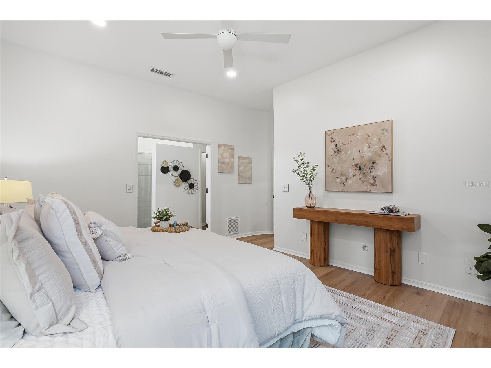 812 Live Oak Terrace NE Saint Petersburg FL 33703 TB8508007 image32