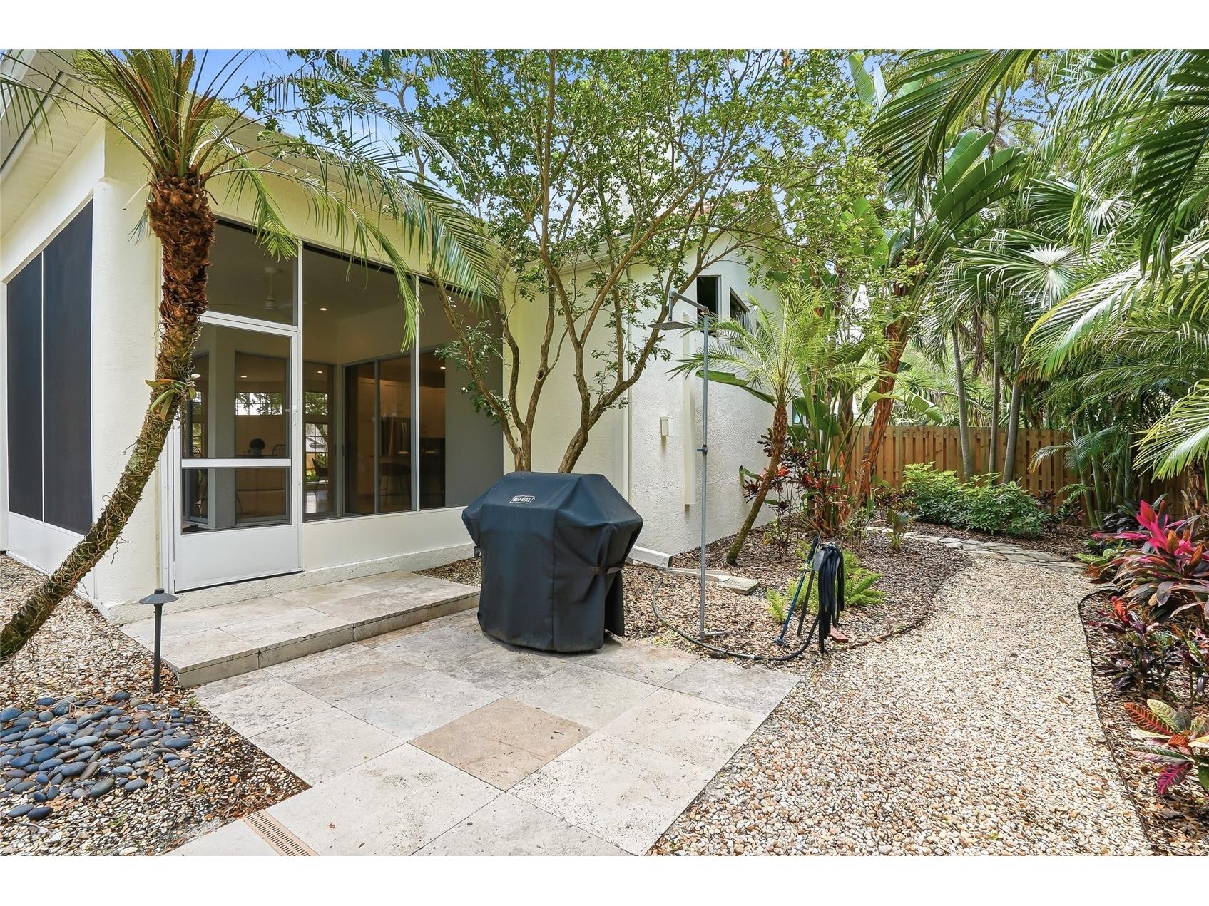 812 Live Oak Terrace NE Saint Petersburg FL 33703 TB8508007 image41