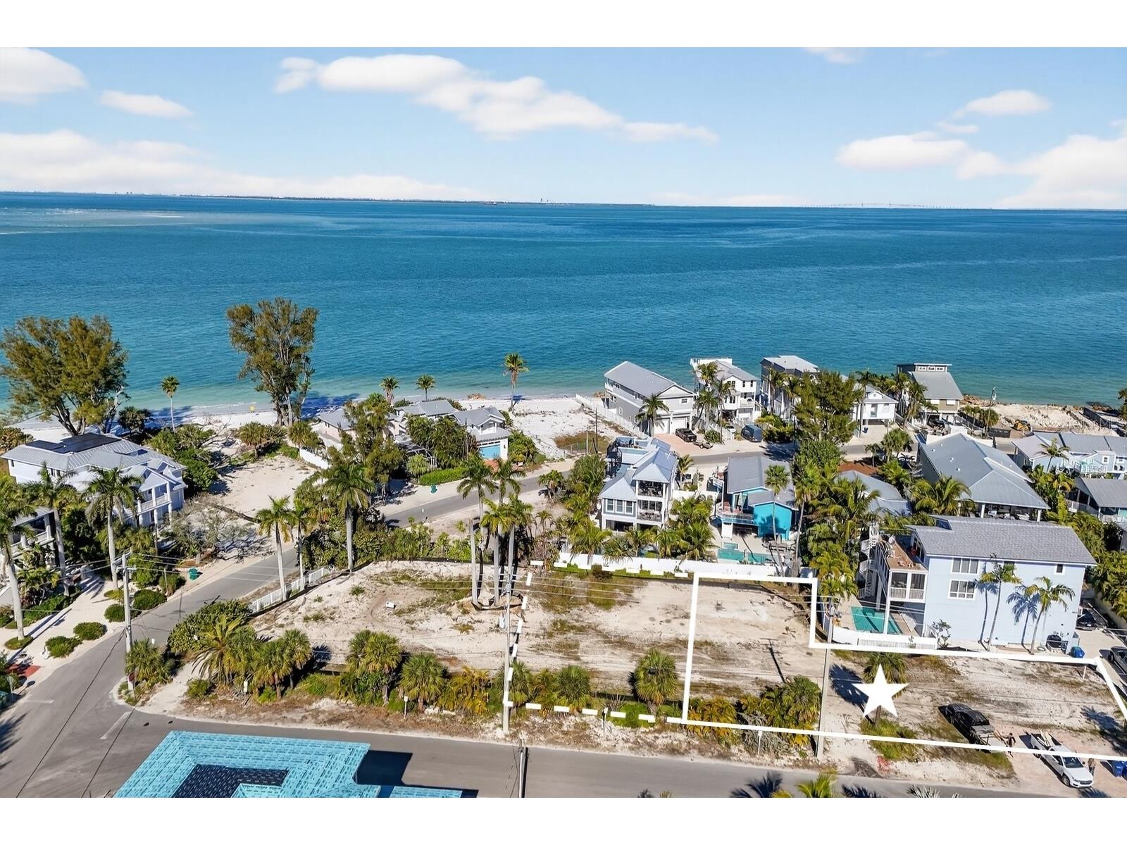 812 N Bay Boulevard Anna Maria FL 34216 A4663839 image1