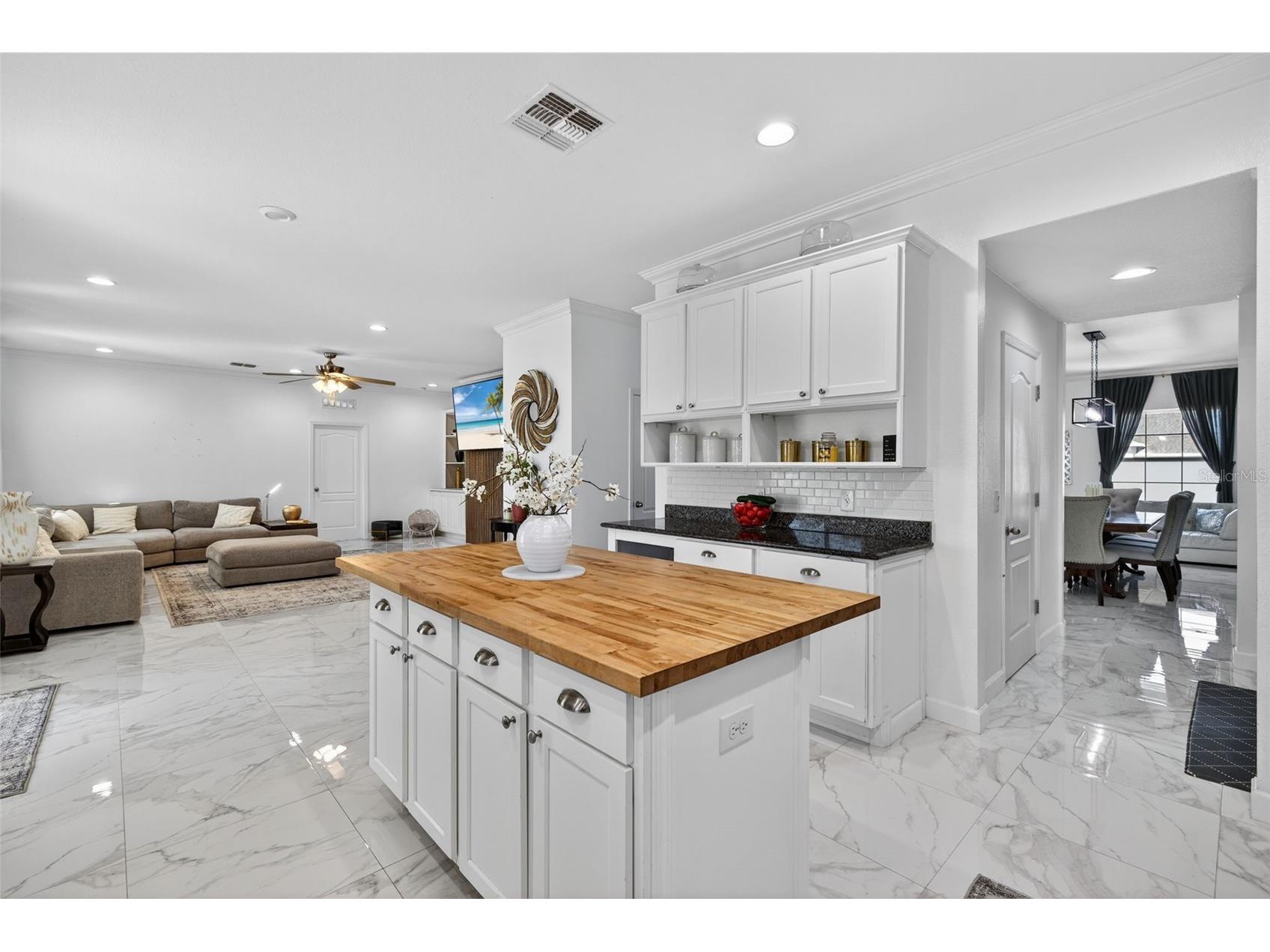 812 SW 11th Court Cape Coral FL 33991 C7521148 image16