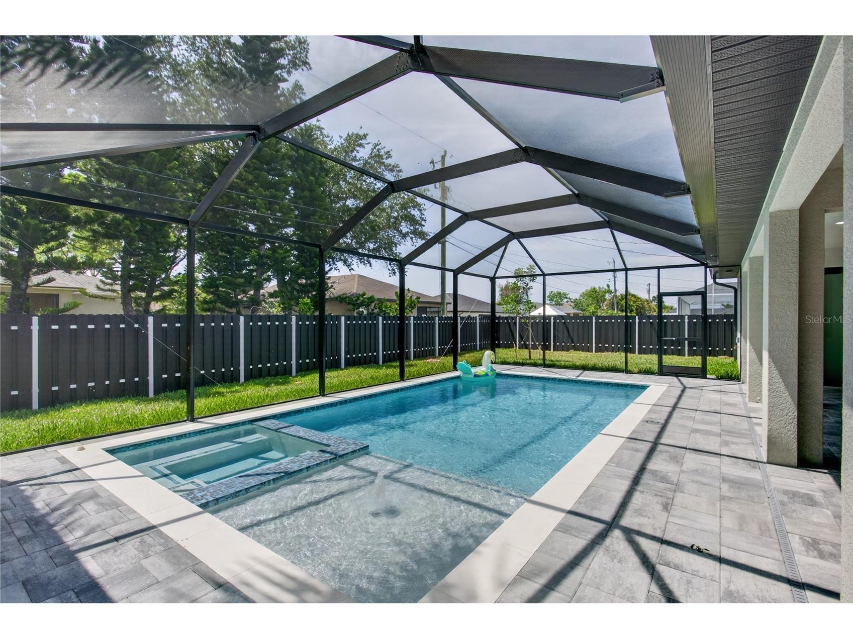 812 SW 14th Avenue Cape Coral FL 33991 A4693978 image21