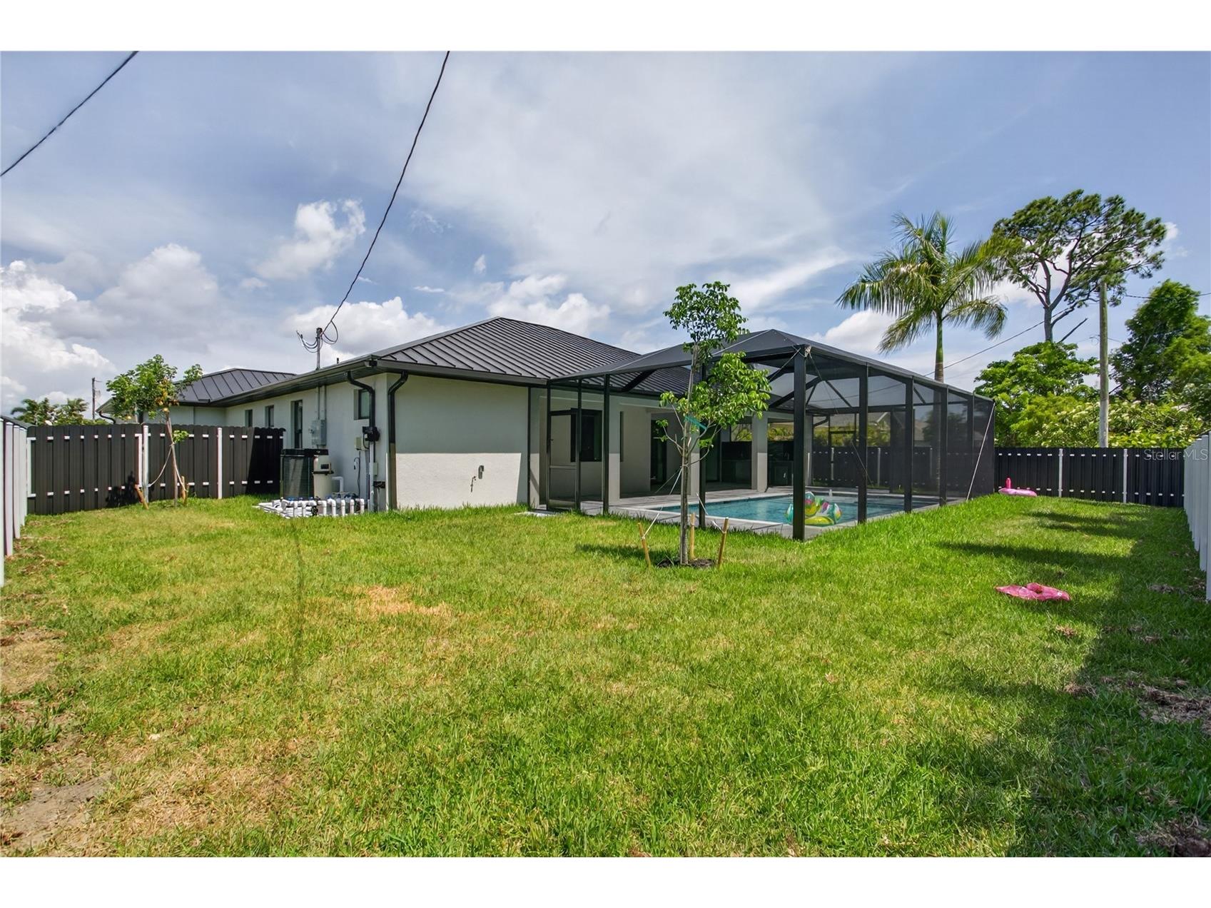 812 SW 14th Avenue Cape Coral FL 33991 A4693978 image34
