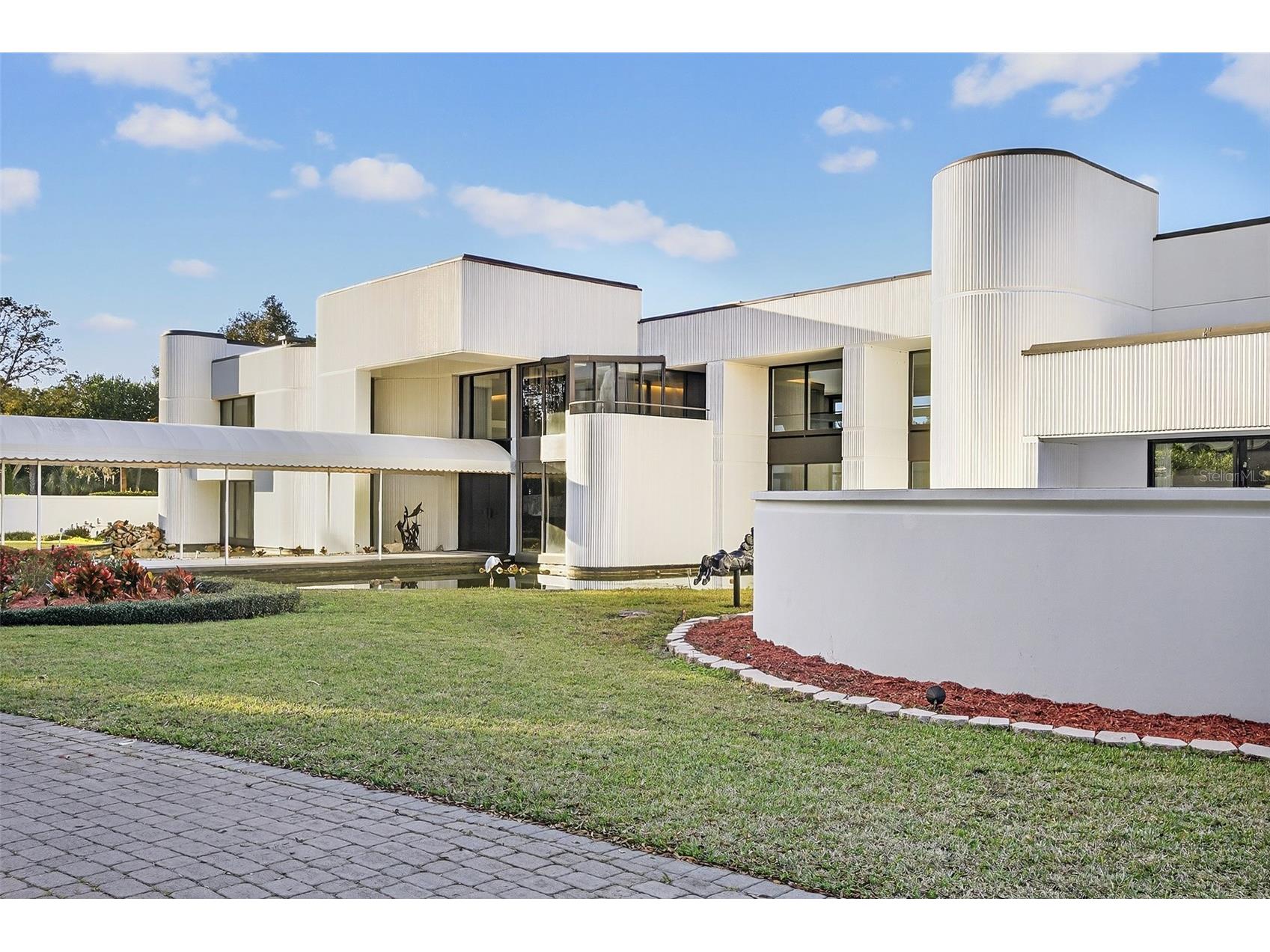 812 Sweetwater Club Boulevard Longwood FL 32779 - PRIVATE LAKE & LAKE BRANTLEY O6370385 image3