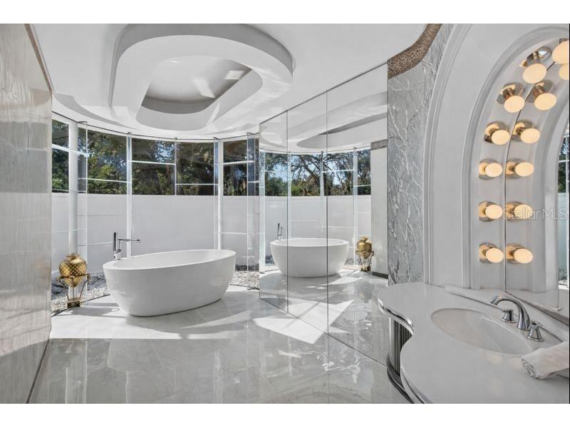 812 Sweetwater Club Boulevard Longwood FL 32779 - PRIVATE LAKE & LAKE BRANTLEY O6370385 image32