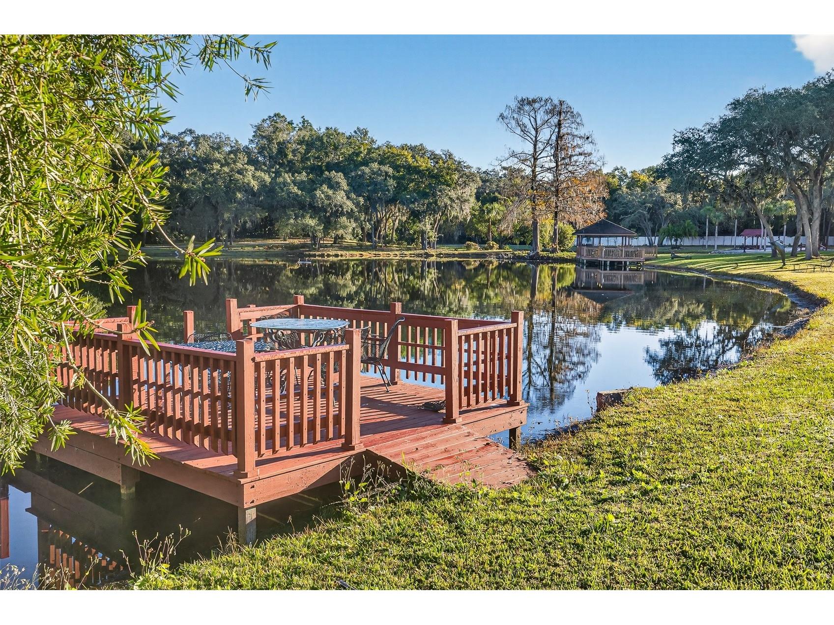 812 Sweetwater Club Boulevard Longwood FL 32779 - PRIVATE LAKE & LAKE BRANTLEY O6370385 image70