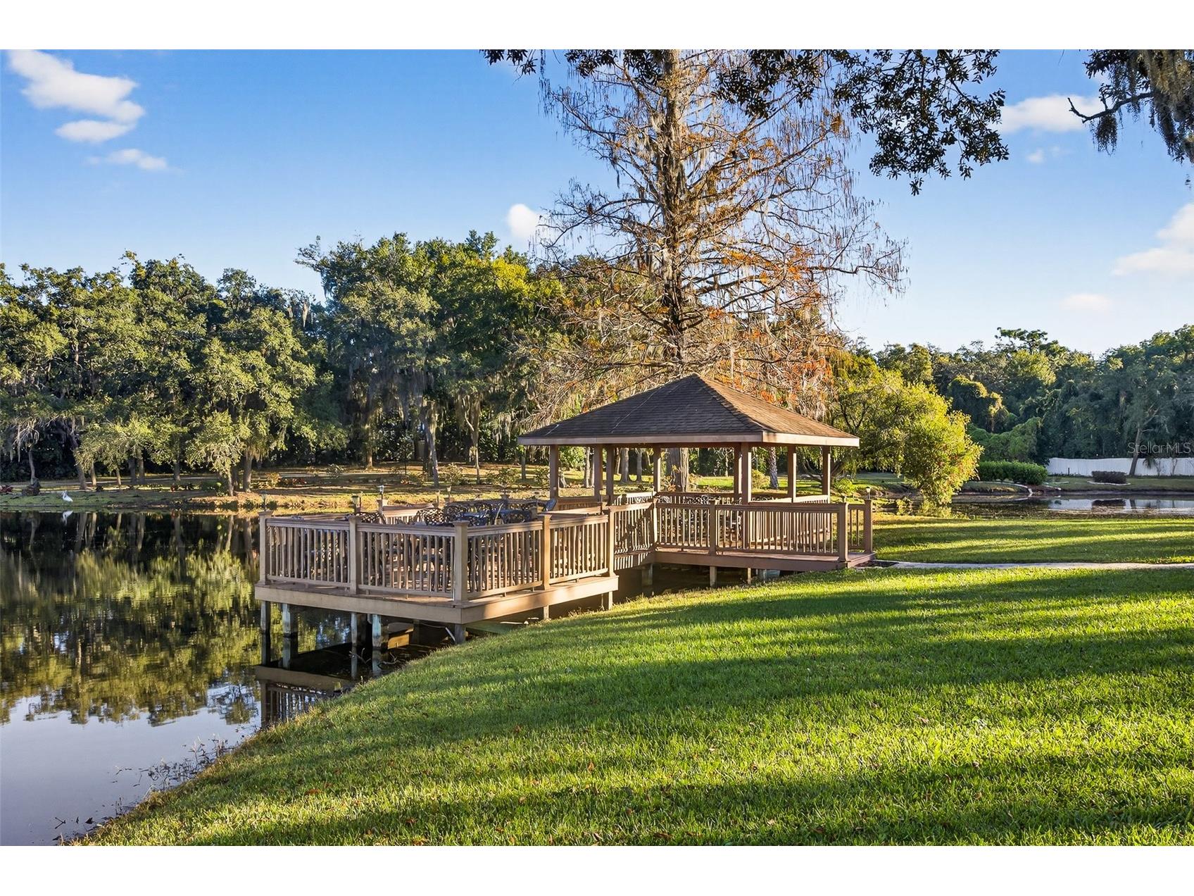 812 Sweetwater Club Boulevard Longwood FL 32779 - PRIVATE LAKE & LAKE BRANTLEY O6370385 image72
