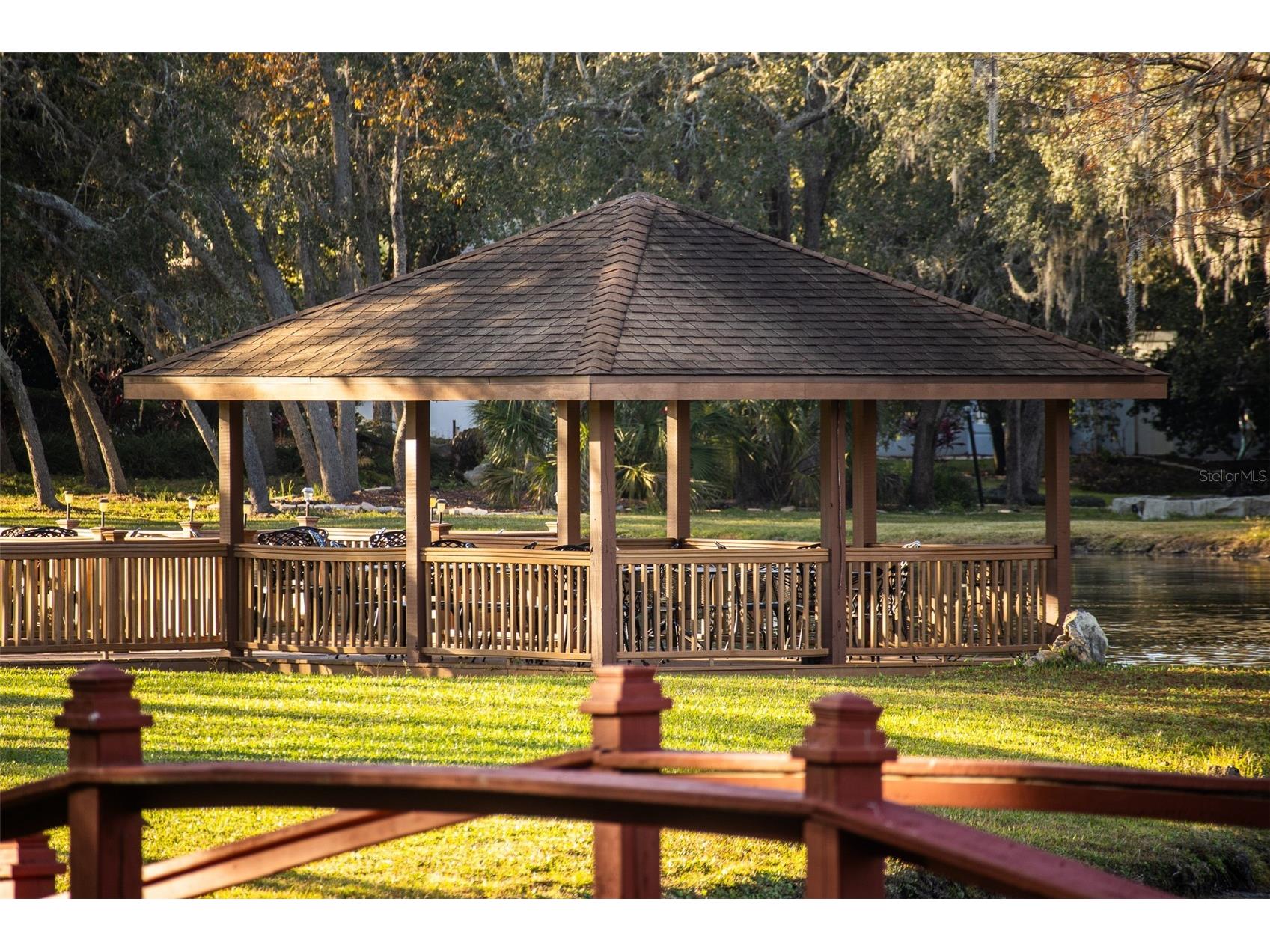 812 Sweetwater Club Boulevard Longwood FL 32779 - PRIVATE LAKE & LAKE BRANTLEY O6370385 image80