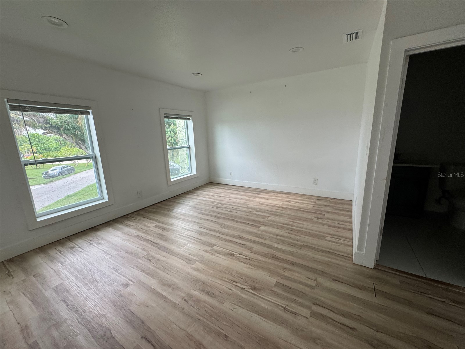 812 Tropical Drive Bradenton FL 34208 TB8527655 image25