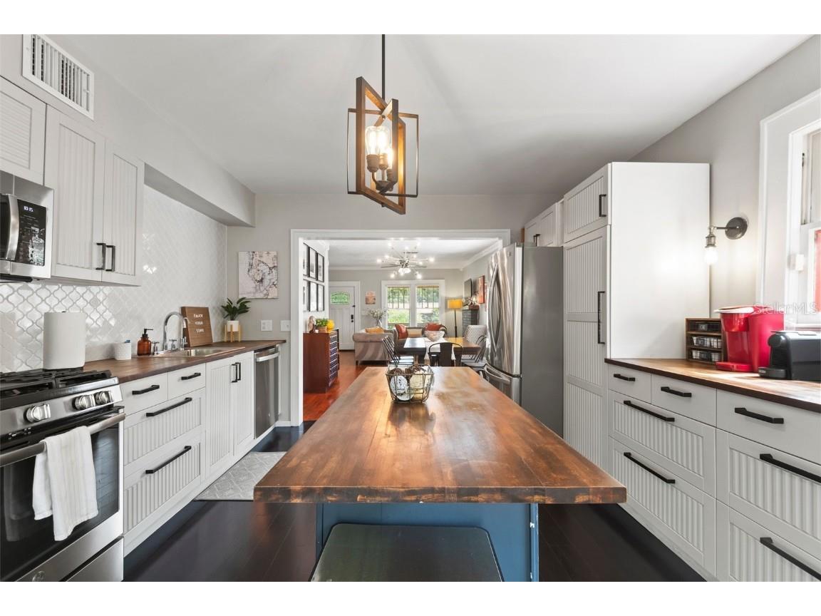 812 W River Heights Avenue Tampa FL 33603 TB8428845 image31