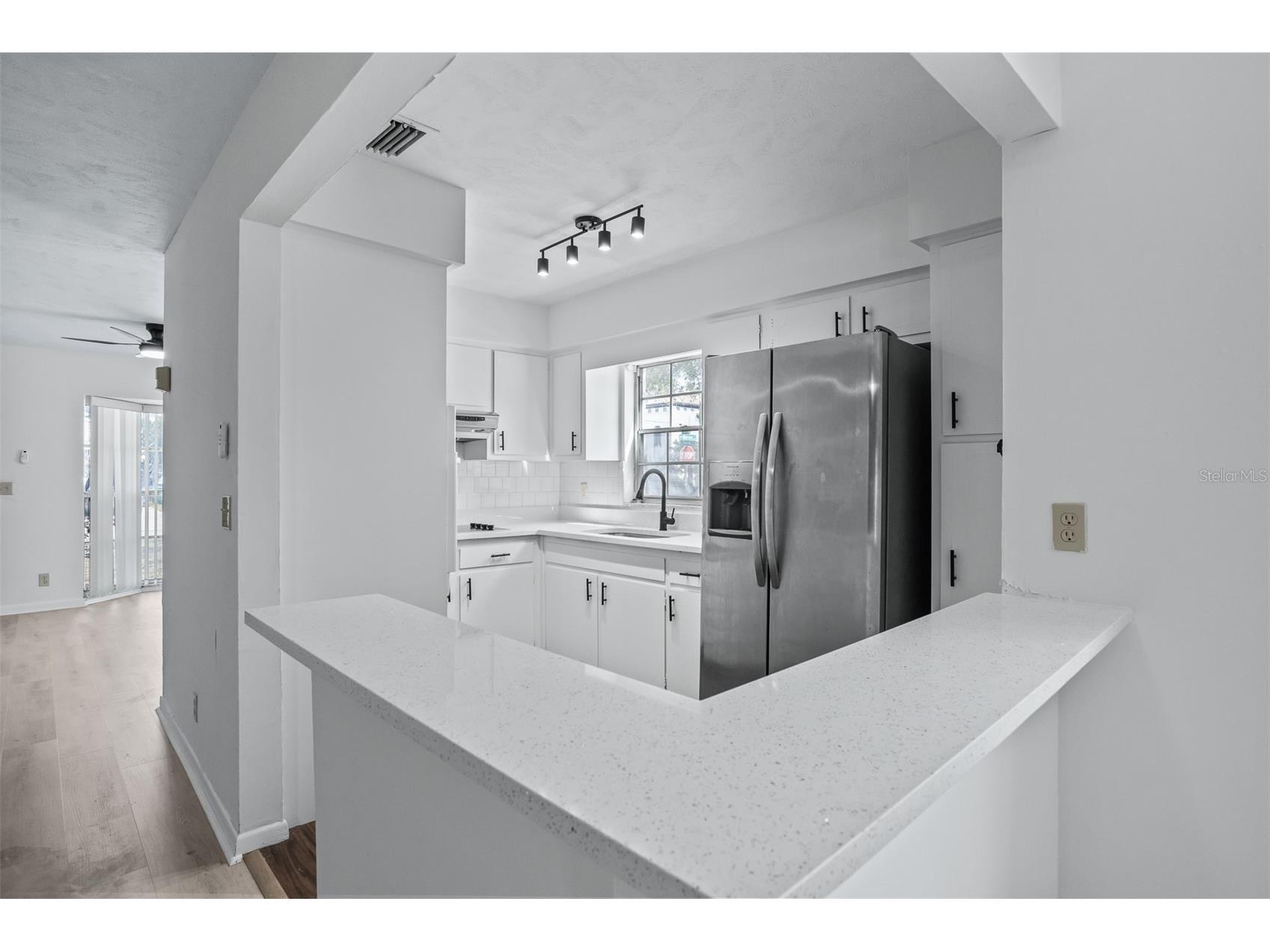 812 W Warren Avenue Tampa FL 33602 TB8512472 image4