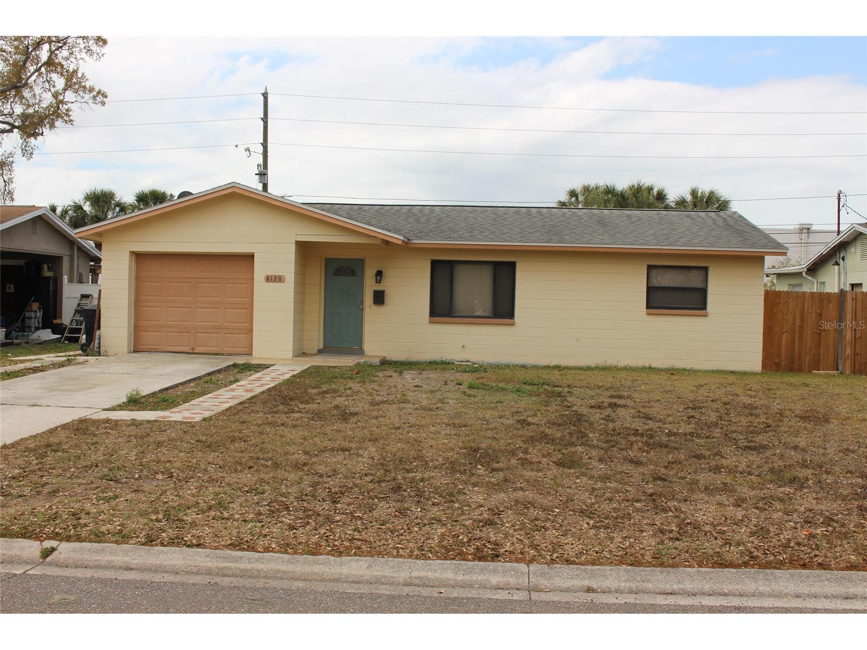 8120 7th Street N Saint Petersburg FL 33702 TB8480977 image1