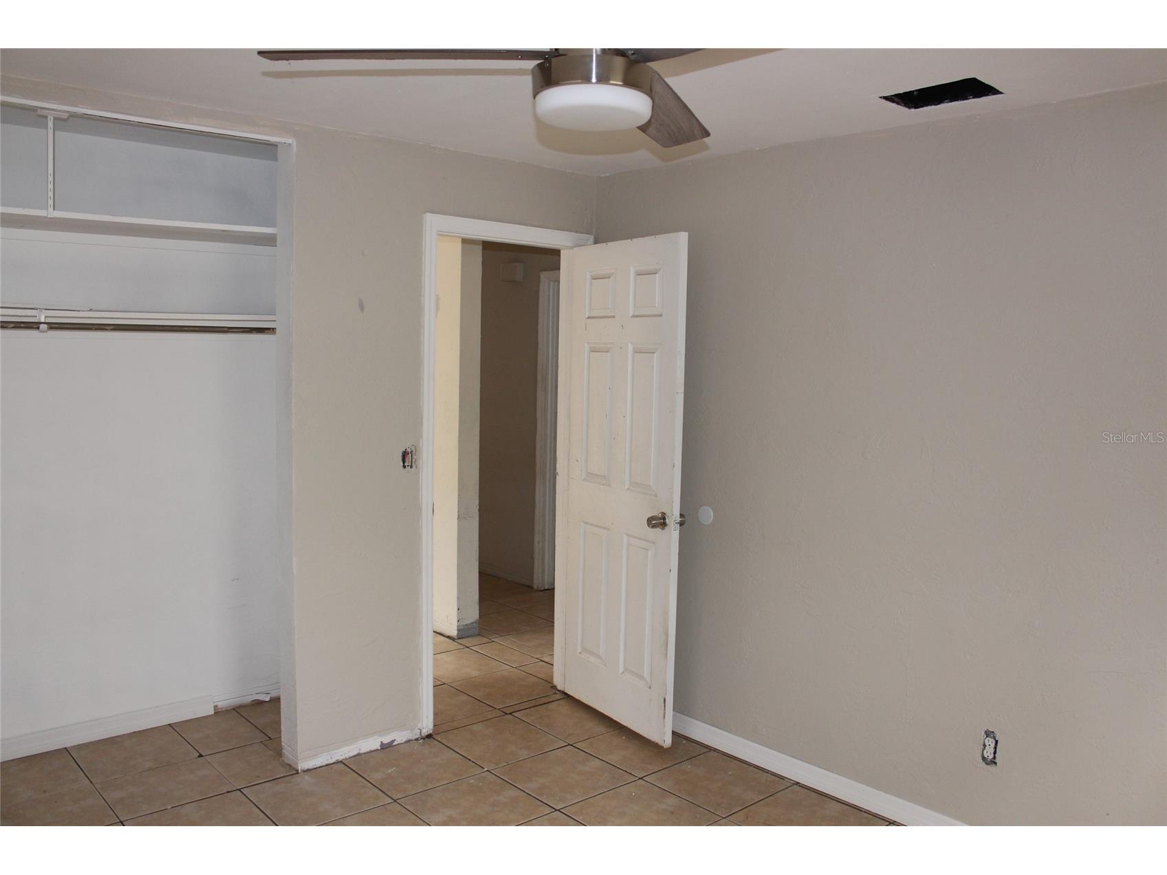 8120 7th Street N Saint Petersburg FL 33702 TB8480977 image11