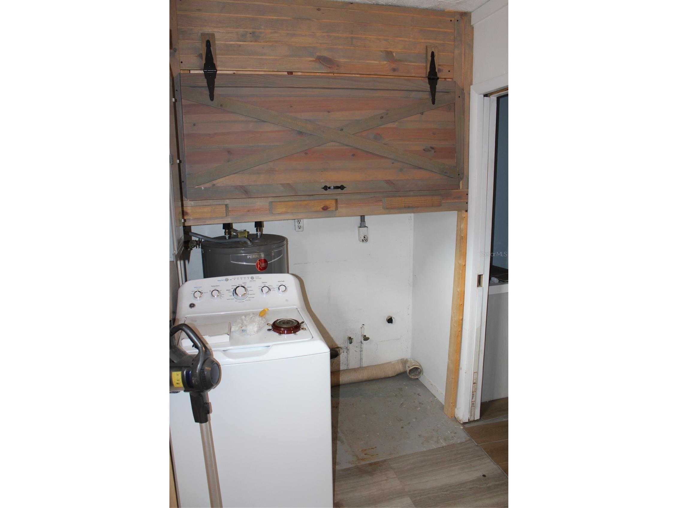 8120 7th Street N Saint Petersburg FL 33702 TB8480977 image13