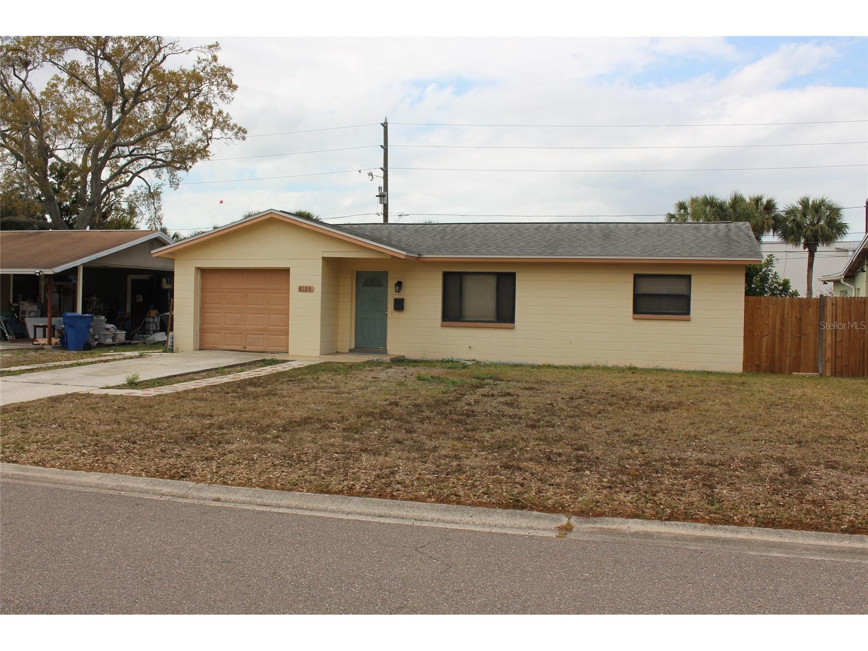 8120 7th Street N Saint Petersburg FL 33702 TB8480977 image2