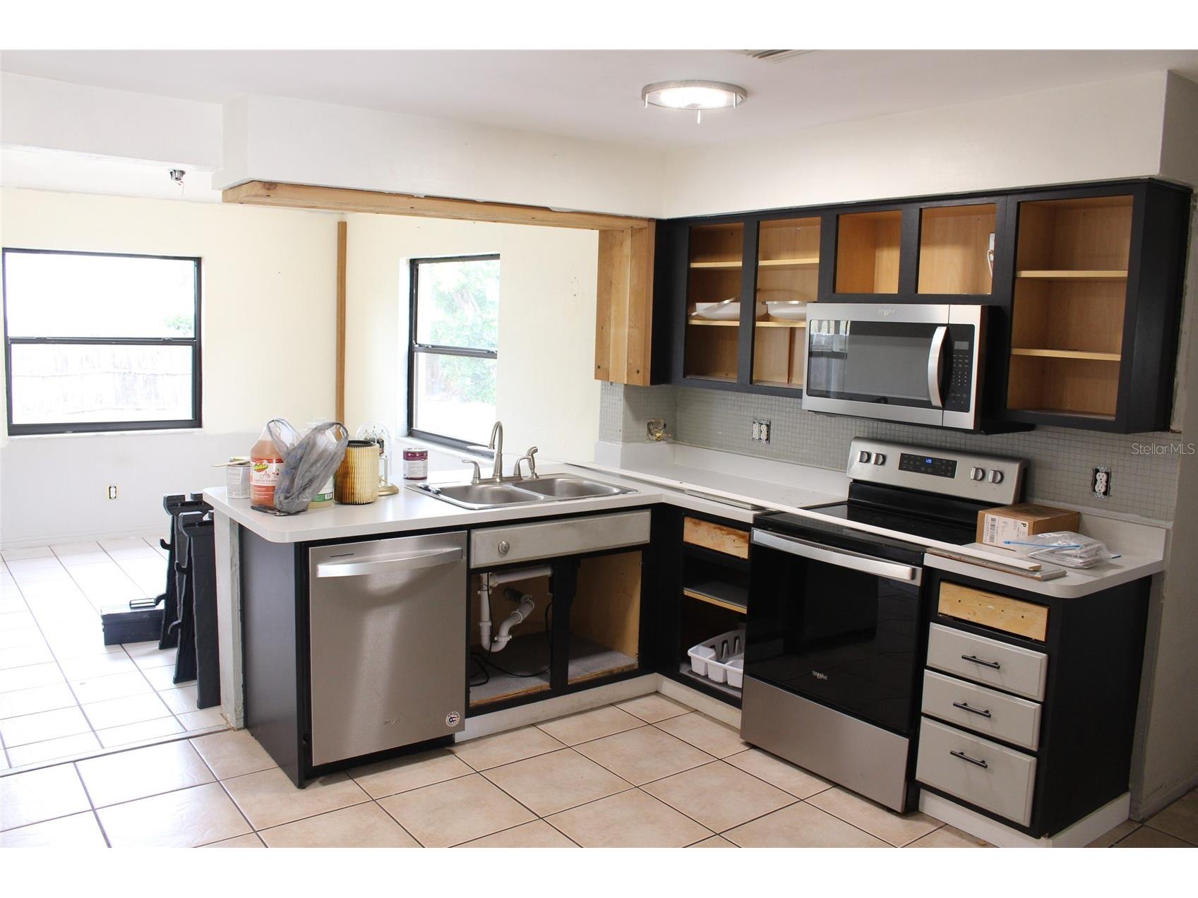 8120 7th Street N Saint Petersburg FL 33702 TB8480977 image6