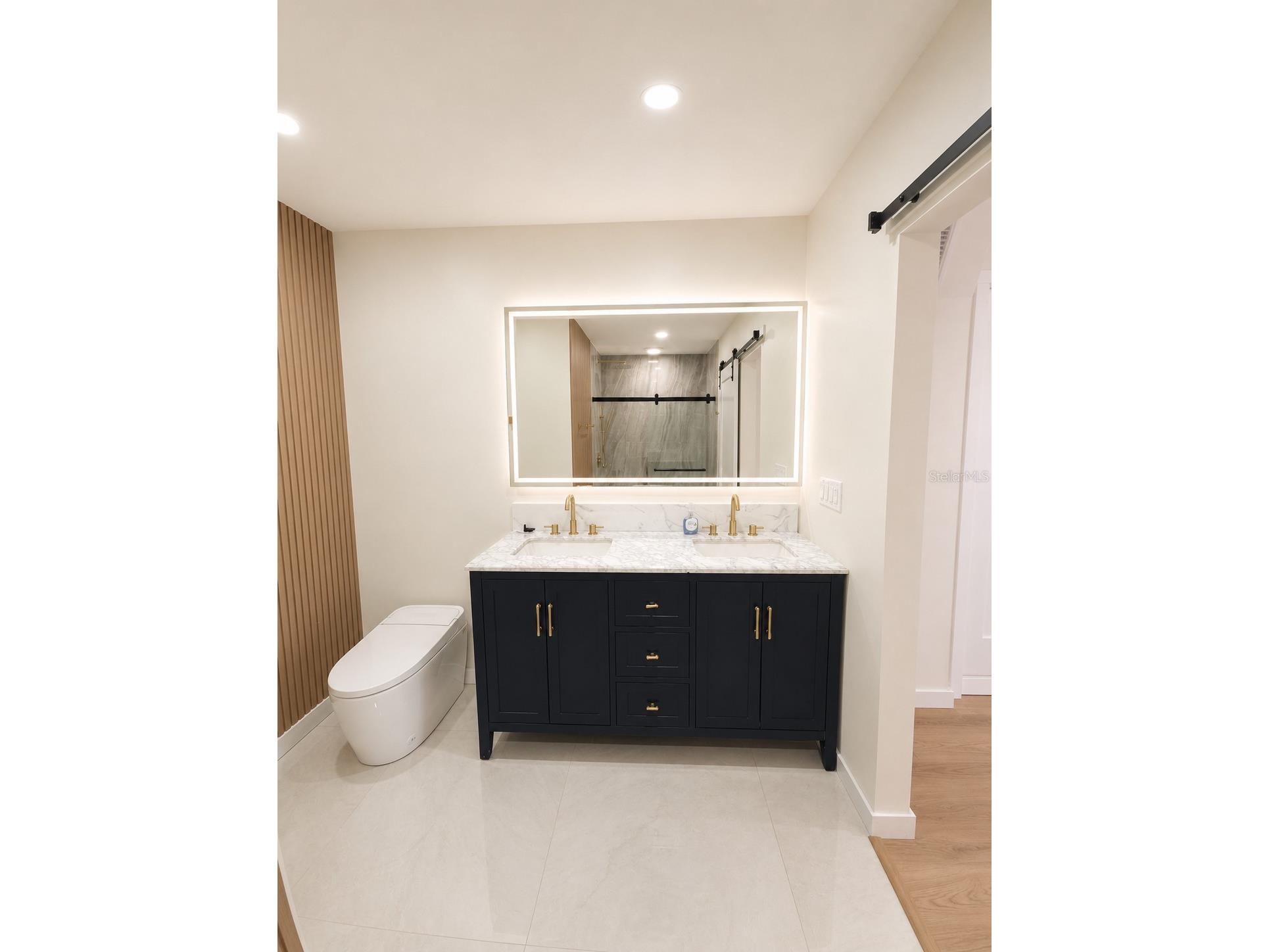 8120 7th Street N Saint Petersburg FL 33702 TB8523073 image17