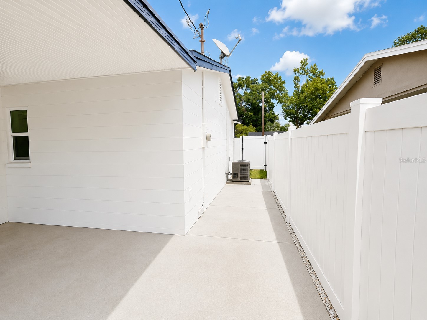 8120 7th Street N Saint Petersburg FL 33702 TB8523073 image31
