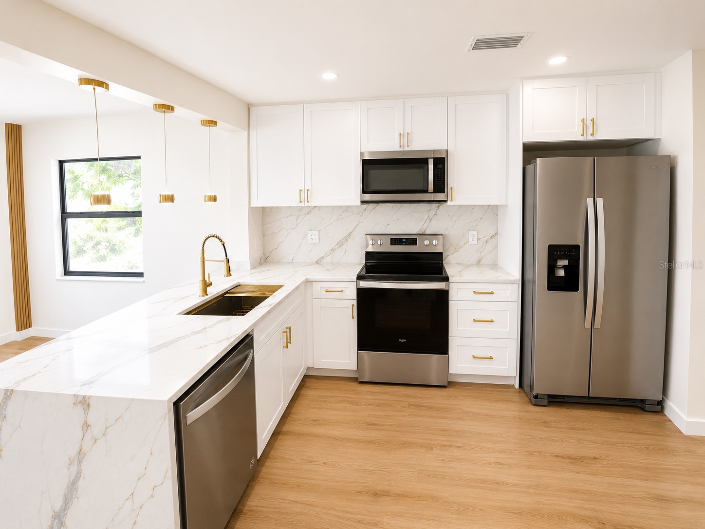 8120 7th Street N Saint Petersburg FL 33702 TB8523073 image7