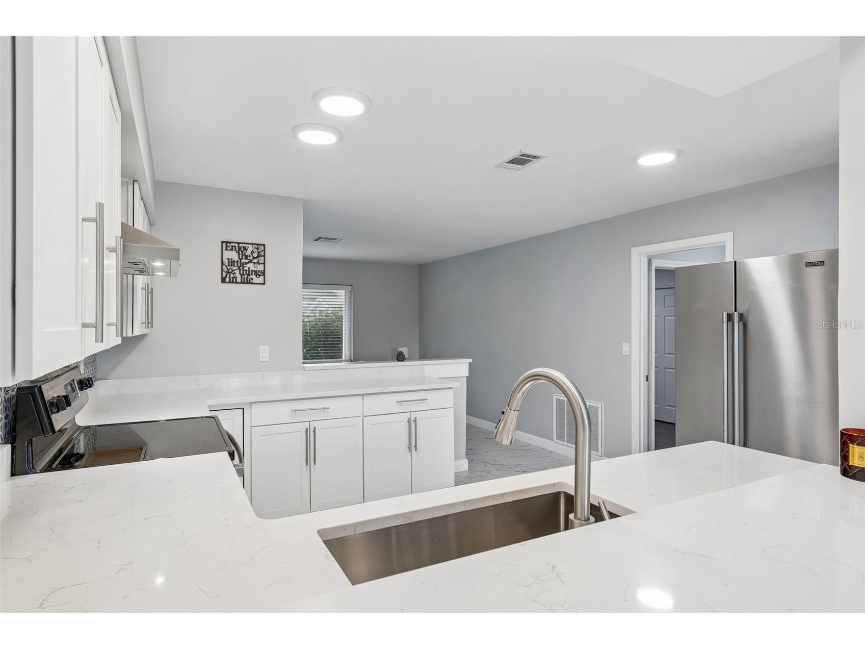8120 Brown Pelican Avenue New Port Richey FL 34653 W7886704 image12