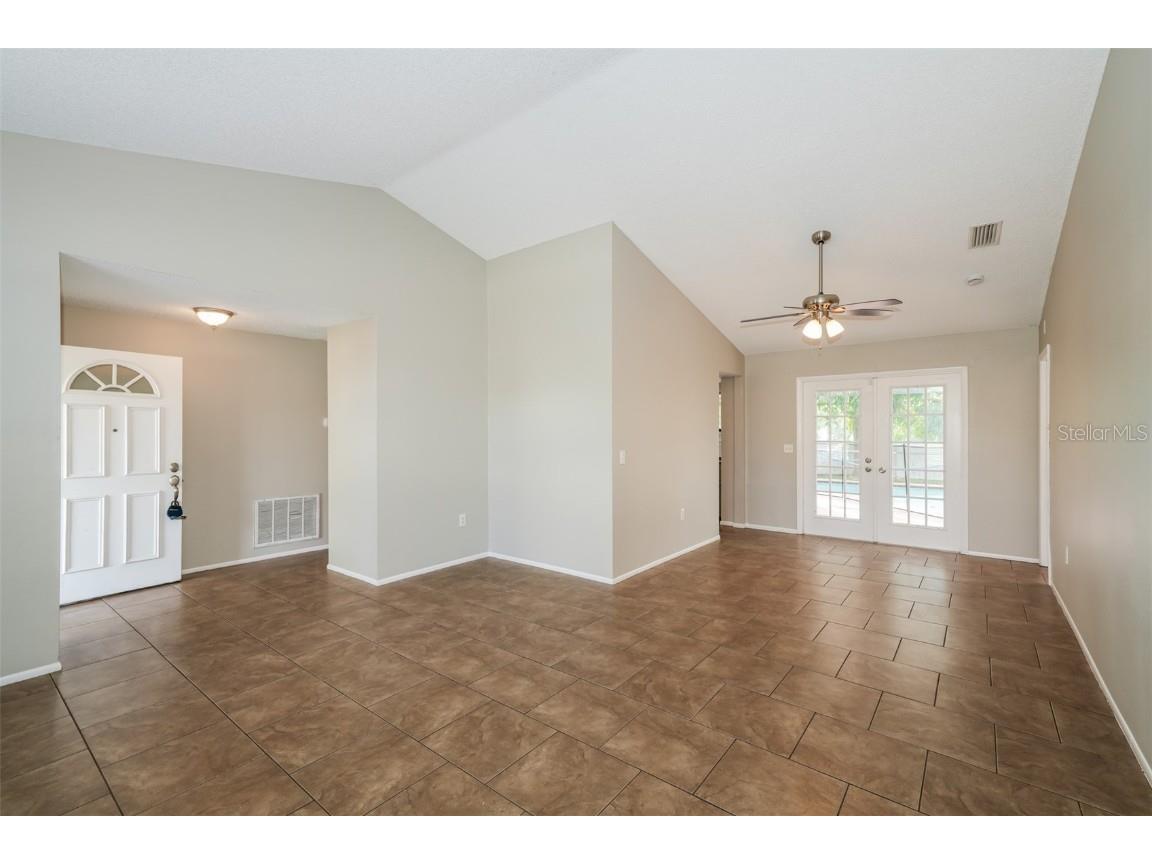 8121 Golden Bear Loop Port Richey FL 34668 C7514505 image2