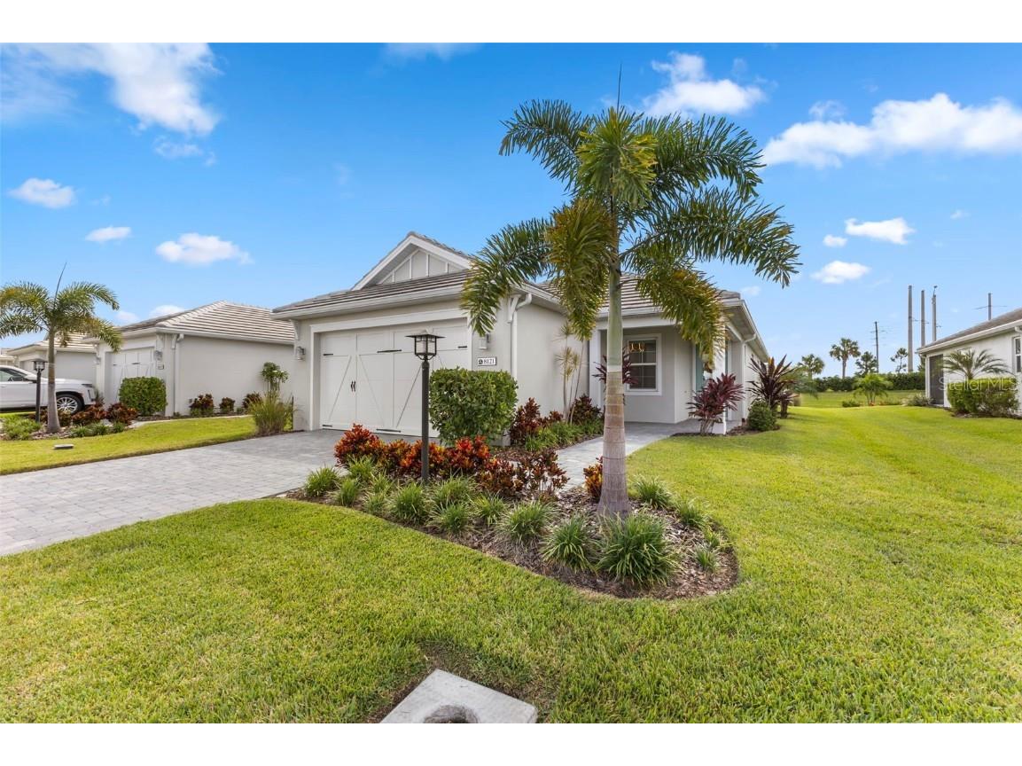 8121 Sternway Road Sarasota FL 34240 A4667132 image20