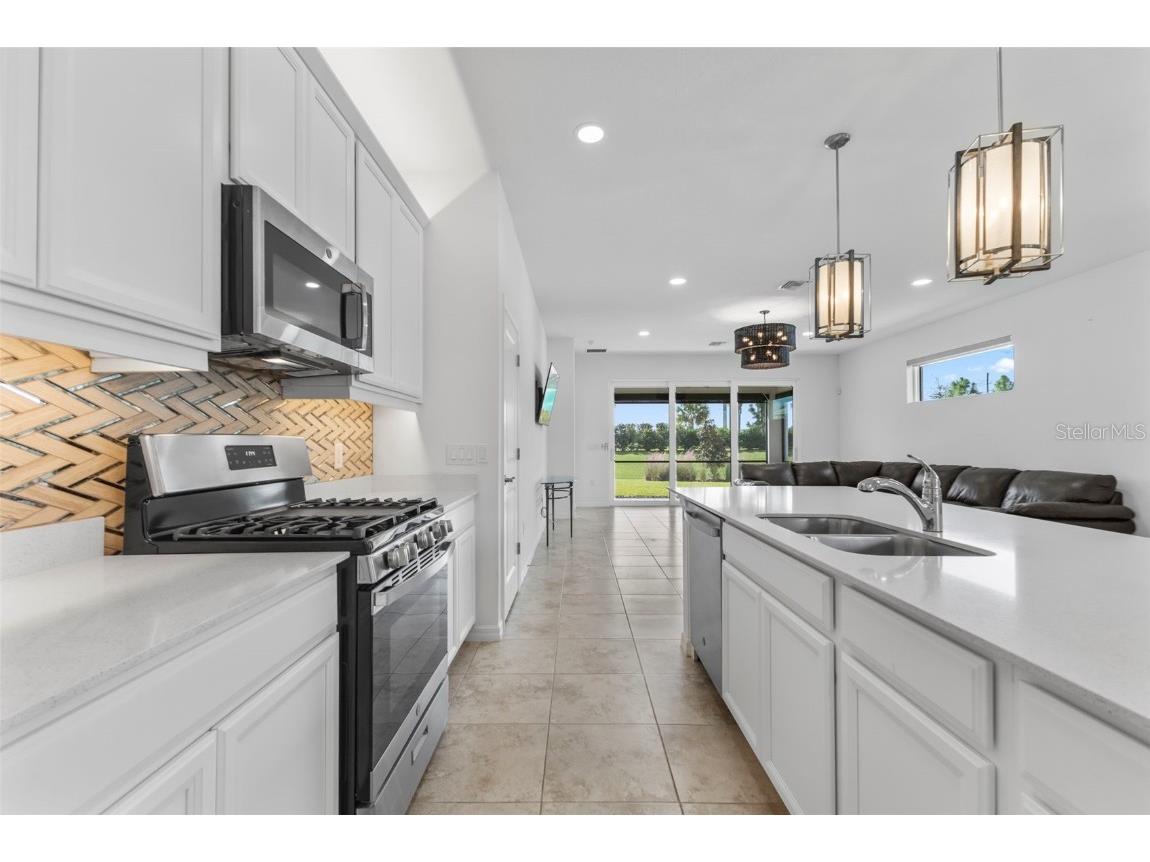 8121 Sternway Road Sarasota FL 34240 A4667132 image29