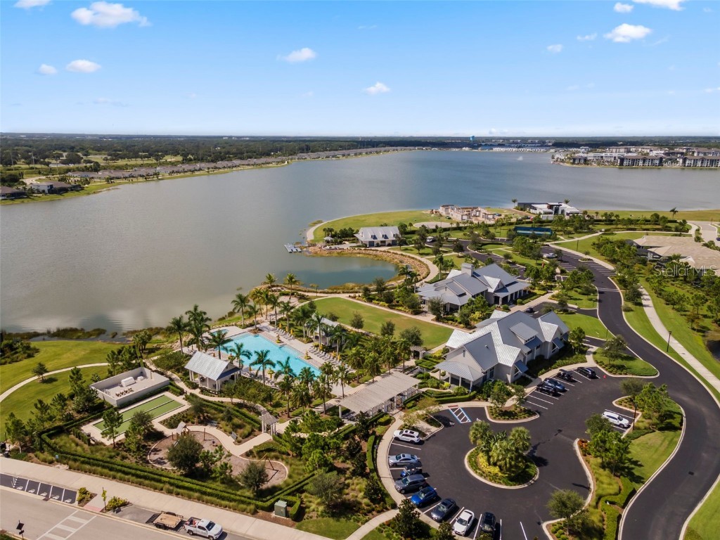 8121 Sternway Road Sarasota FL 34240 A4667132 image31