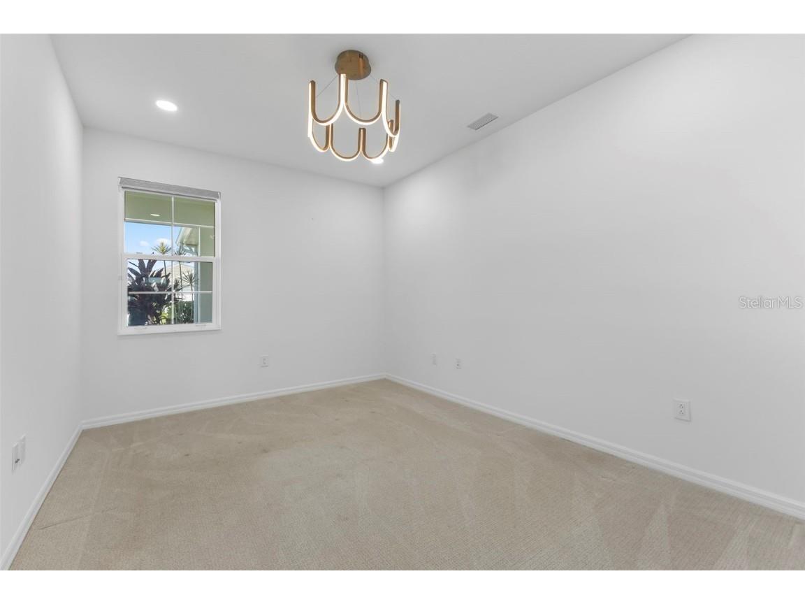 8121 Sternway Road Sarasota FL 34240 A4667132 image9