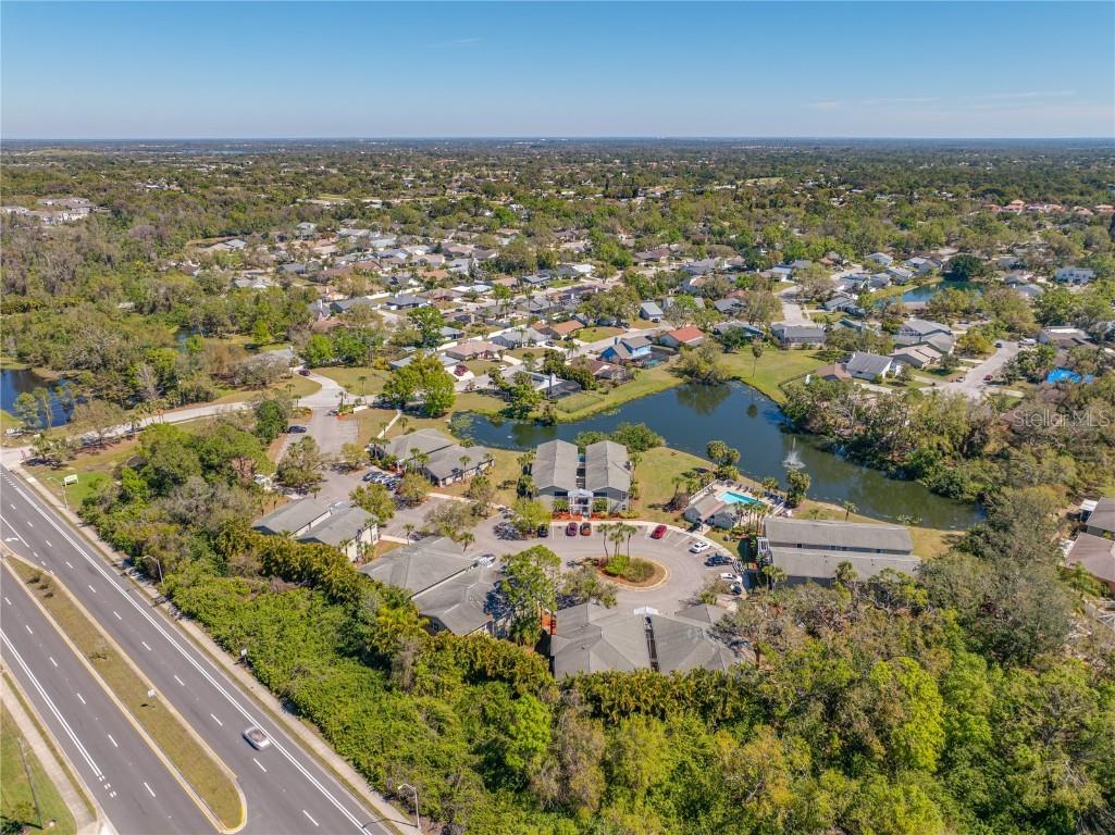 8122 45th Court E #7 Sarasota FL 34243 A4668806 image15