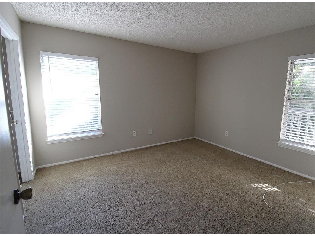 8122 45th Court E #7 Sarasota FL 34243 A4668806 image4