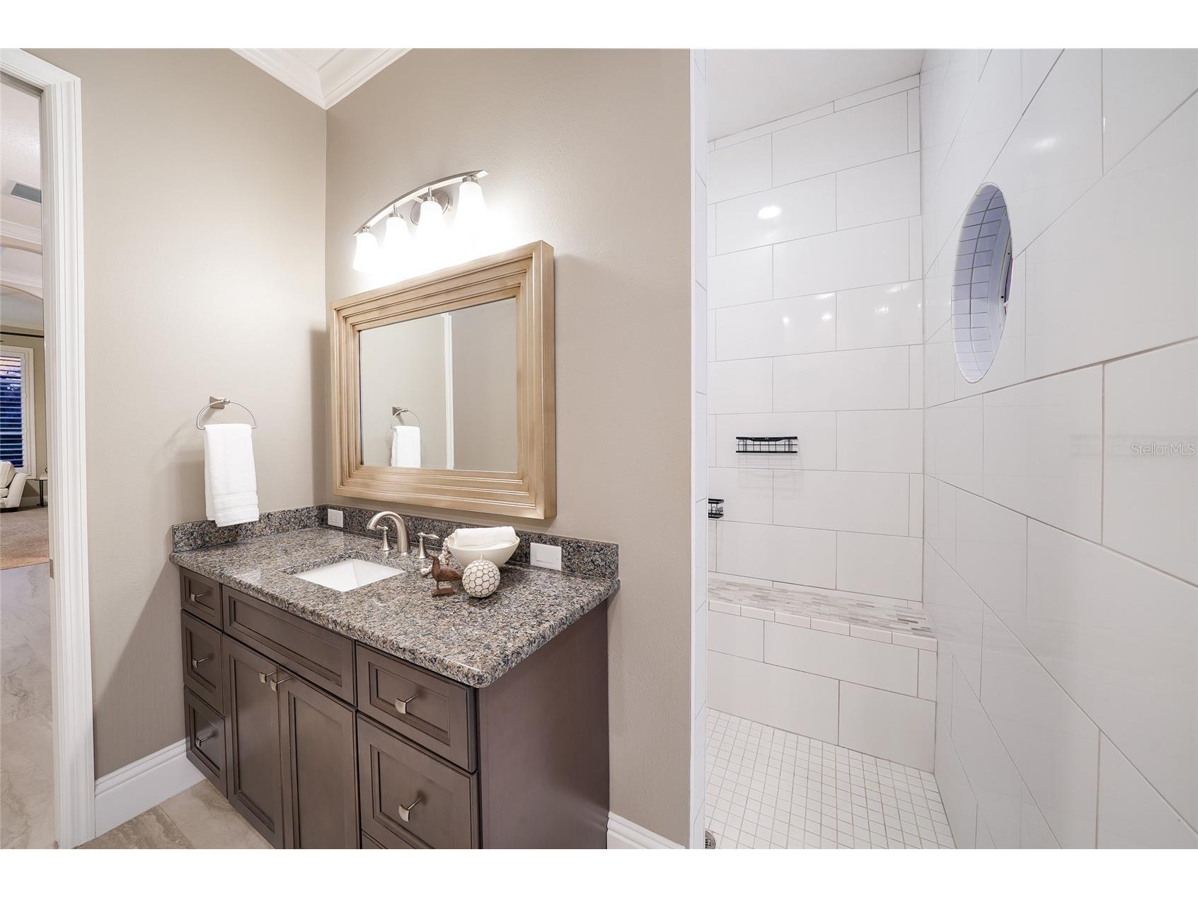 8122 Lone Tree Glen Lakewood Ranch FL 34202 A4699545 image36