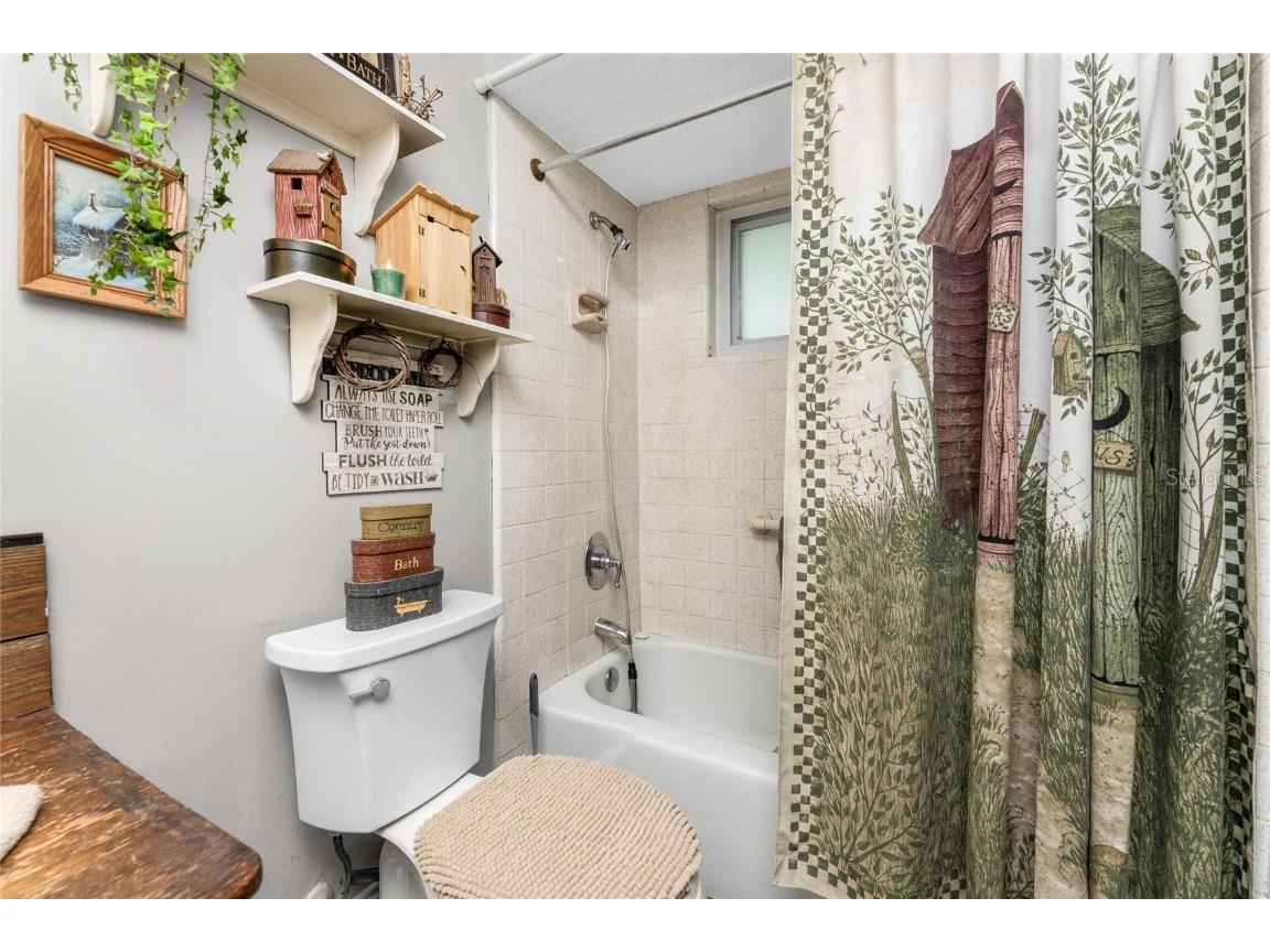 8123 Herbison Avenue North Port FL 34287 C7518301 image23