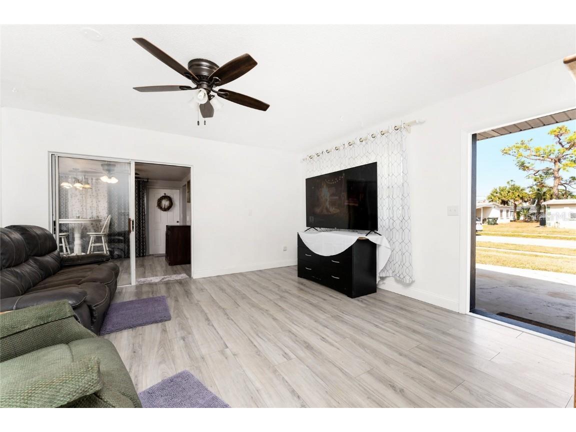 8123 Herbison Avenue North Port FL 34287 C7518301 image3