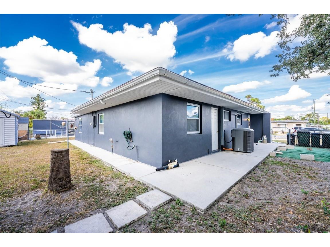 8123 Herbison Avenue North Port FL 34287 C7518301 image39