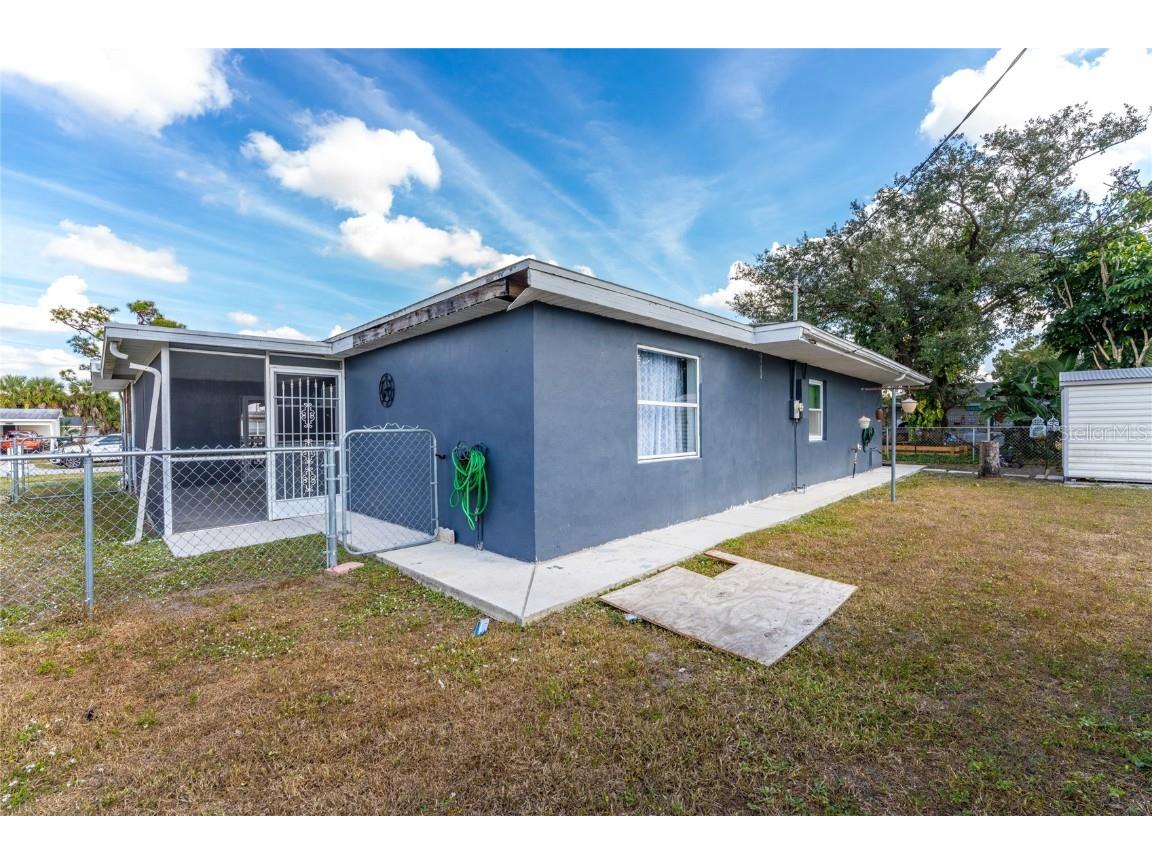 8123 Herbison Avenue North Port FL 34287 C7518301 image43