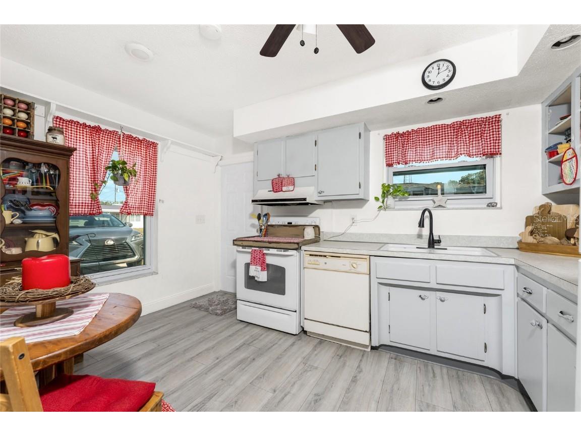 8123 Herbison Avenue North Port FL 34287 C7518301 image7