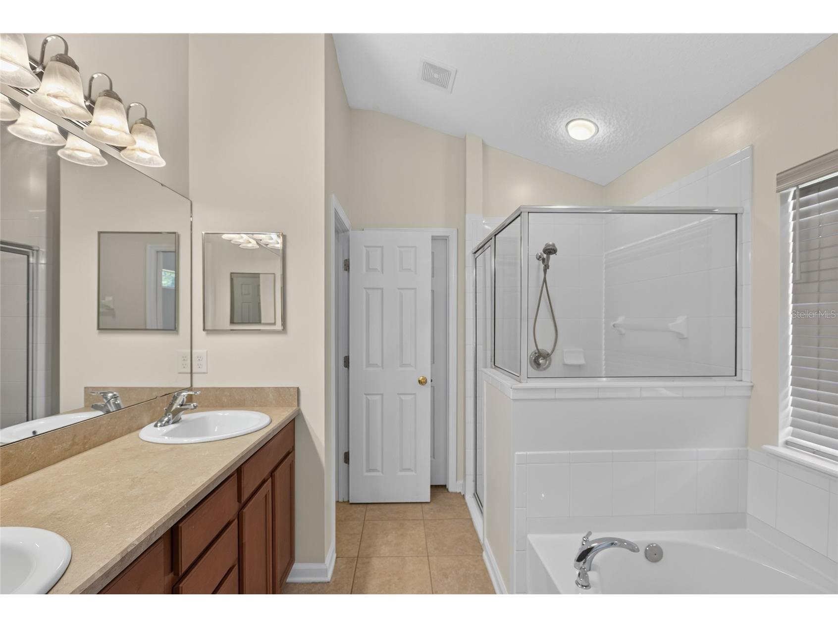 8123 NW 51st Drive Gainesville FL 32653 GC541916 image88