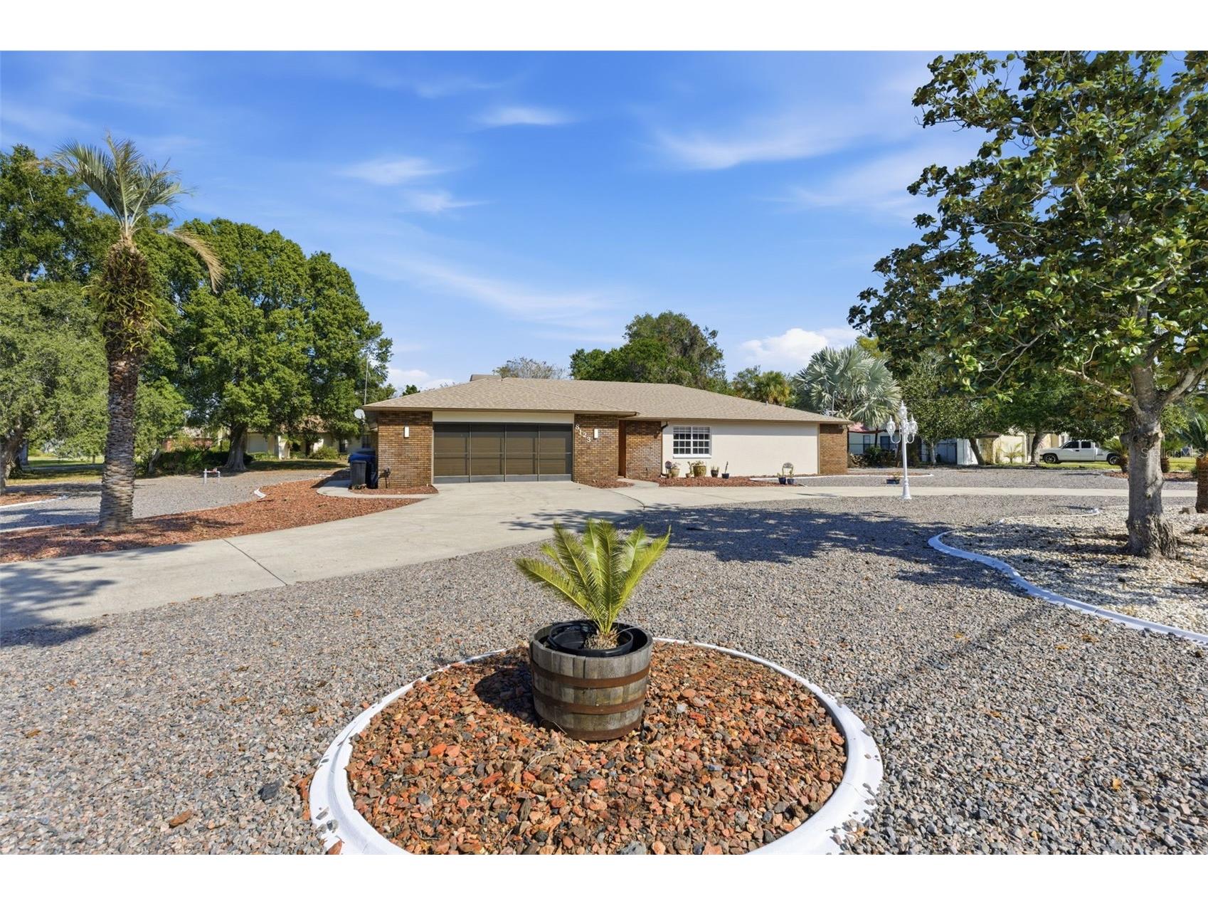 8123 River Country Drive Weeki Wachee FL 34607 W7880998 image1