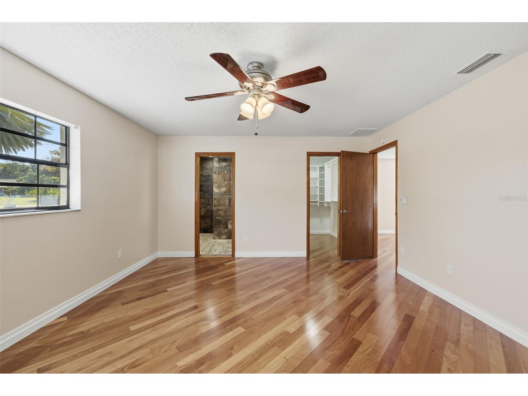 8123 River Country Drive Weeki Wachee FL 34607 W7880998 image42