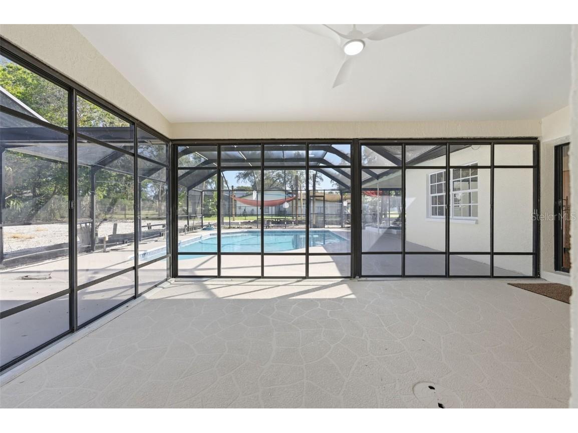 8123 River Country Drive Weeki Wachee FL 34607 W7880998 image57