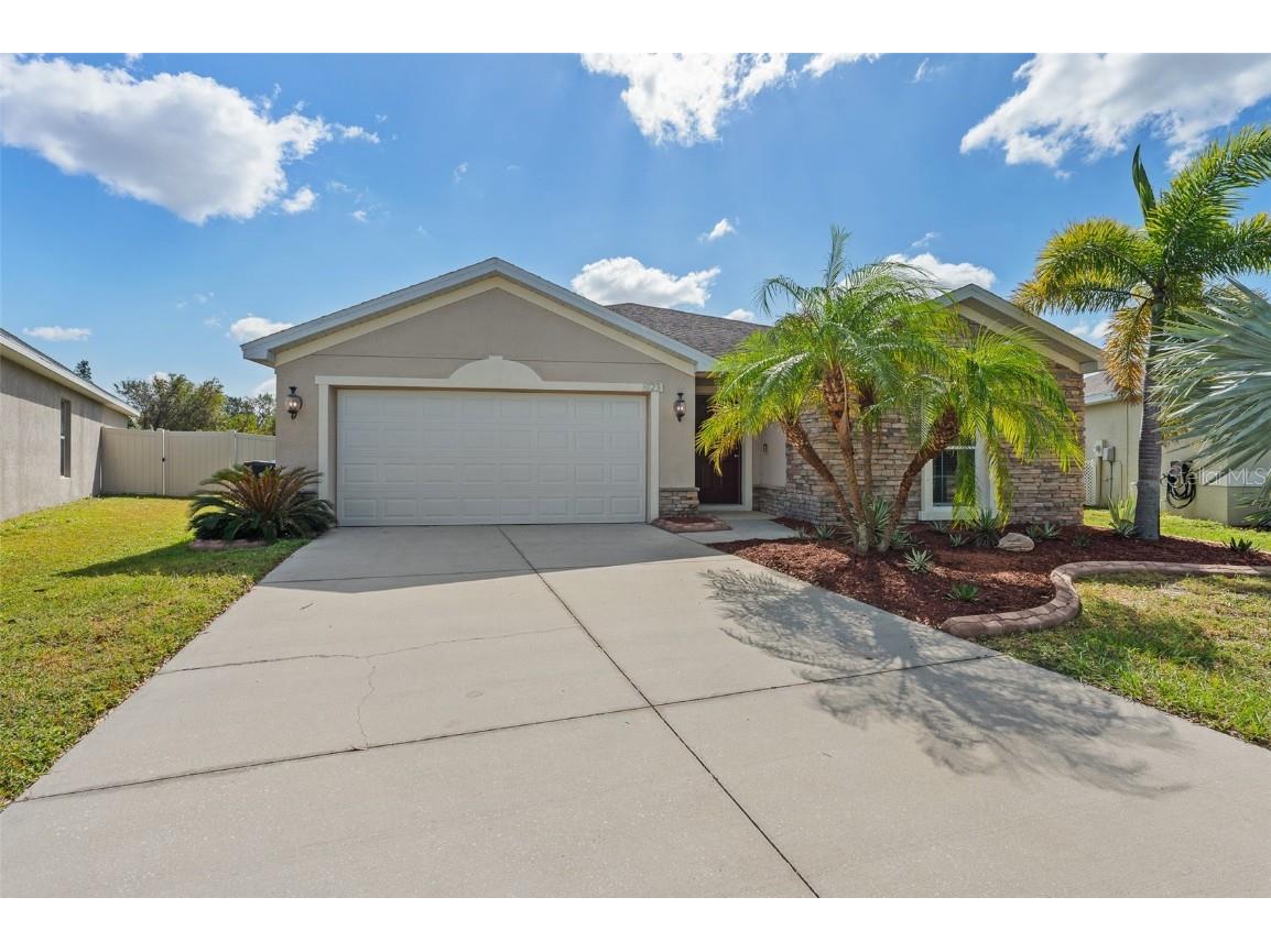 8123 Rothbury Hills Place Gibsonton FL 33534 TB8339427 image1