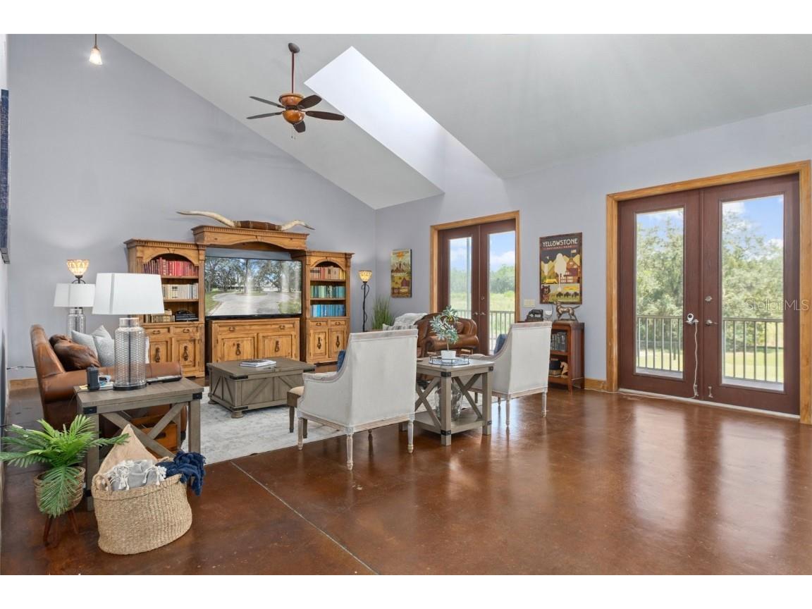 8123 S Lecanto Highway Lecanto FL 34461 OM677445 image19