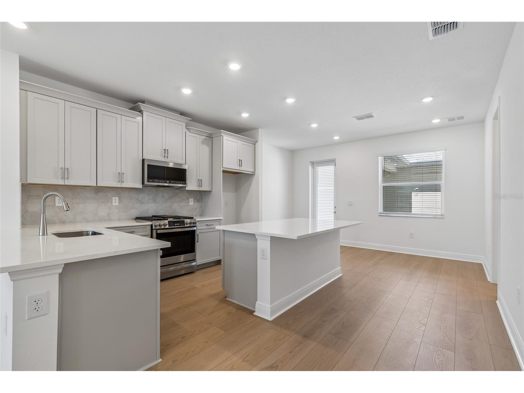 8123 Seaflower Parkway Bradenton FL 34210 R4910385 image9