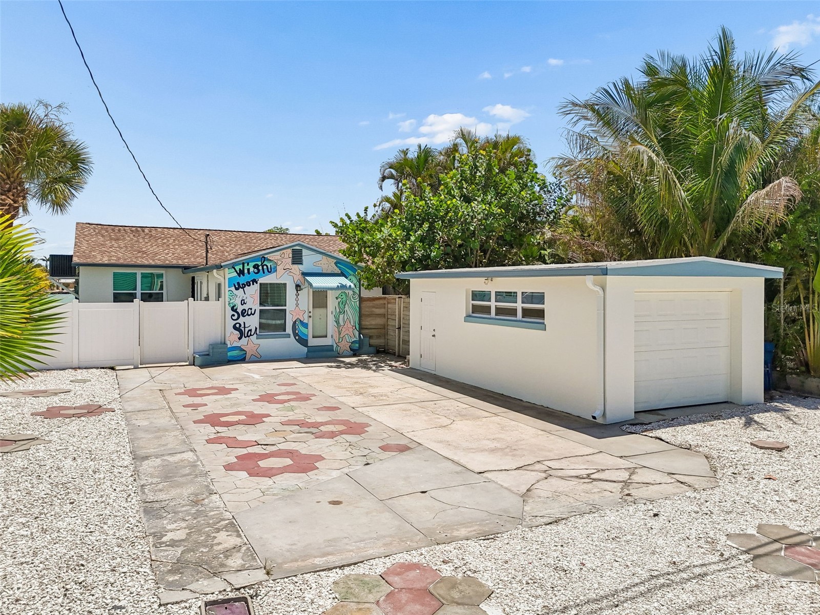 8125 Bayshore Drive Treasure Island FL 33706 TB8525917 image12